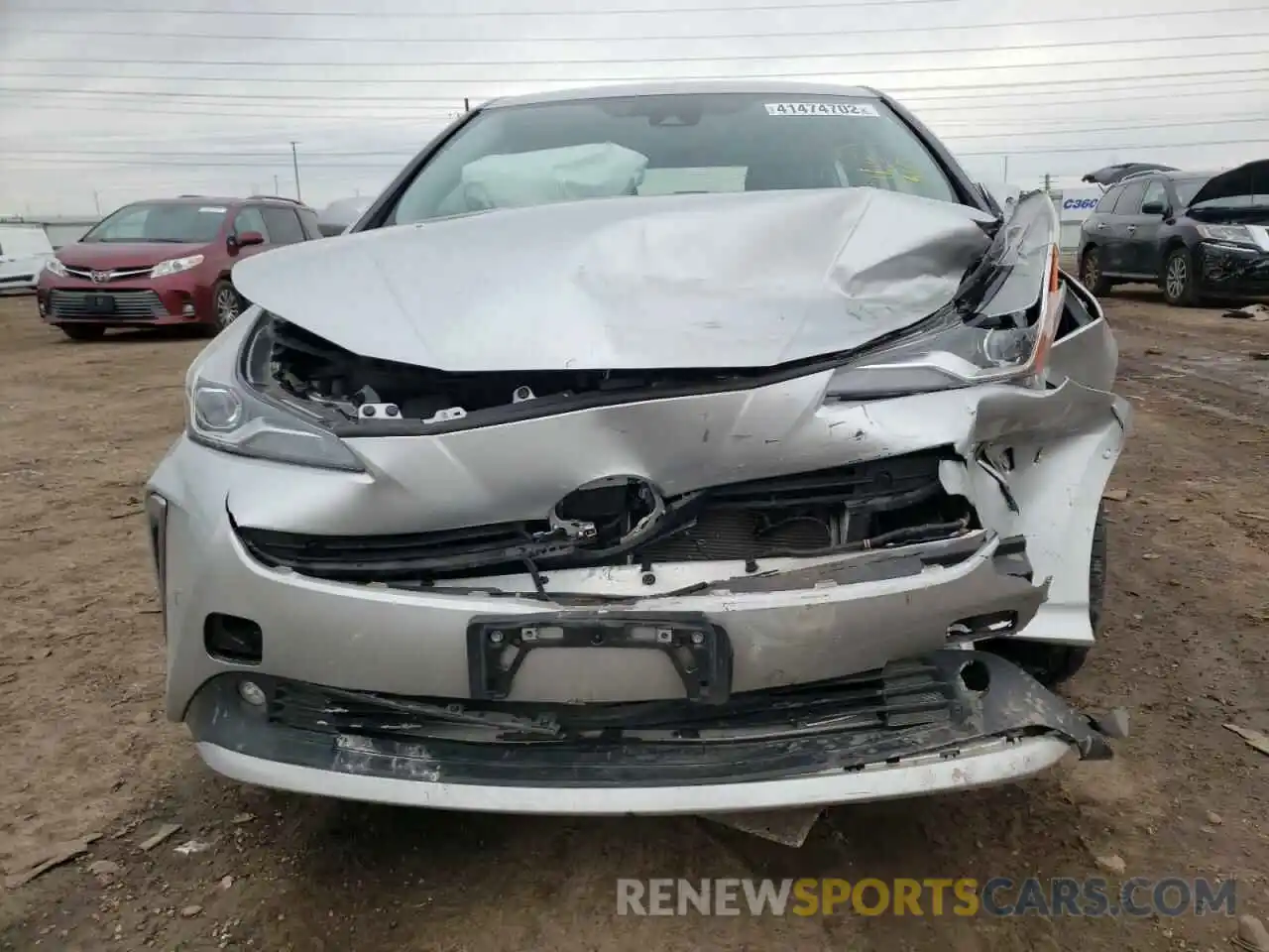 9 Photograph of a damaged car JTDL9RFU0K3013088 TOYOTA PRIUS 2019