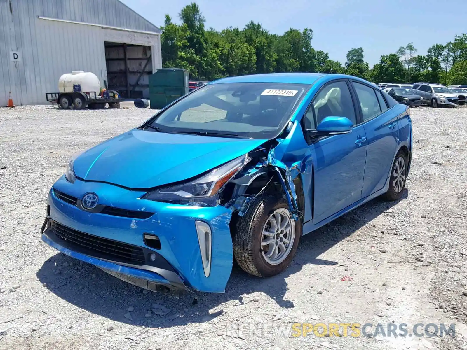 2 Фотография поврежденного автомобиля JTDL9RFU1K3001337 TOYOTA PRIUS 2019