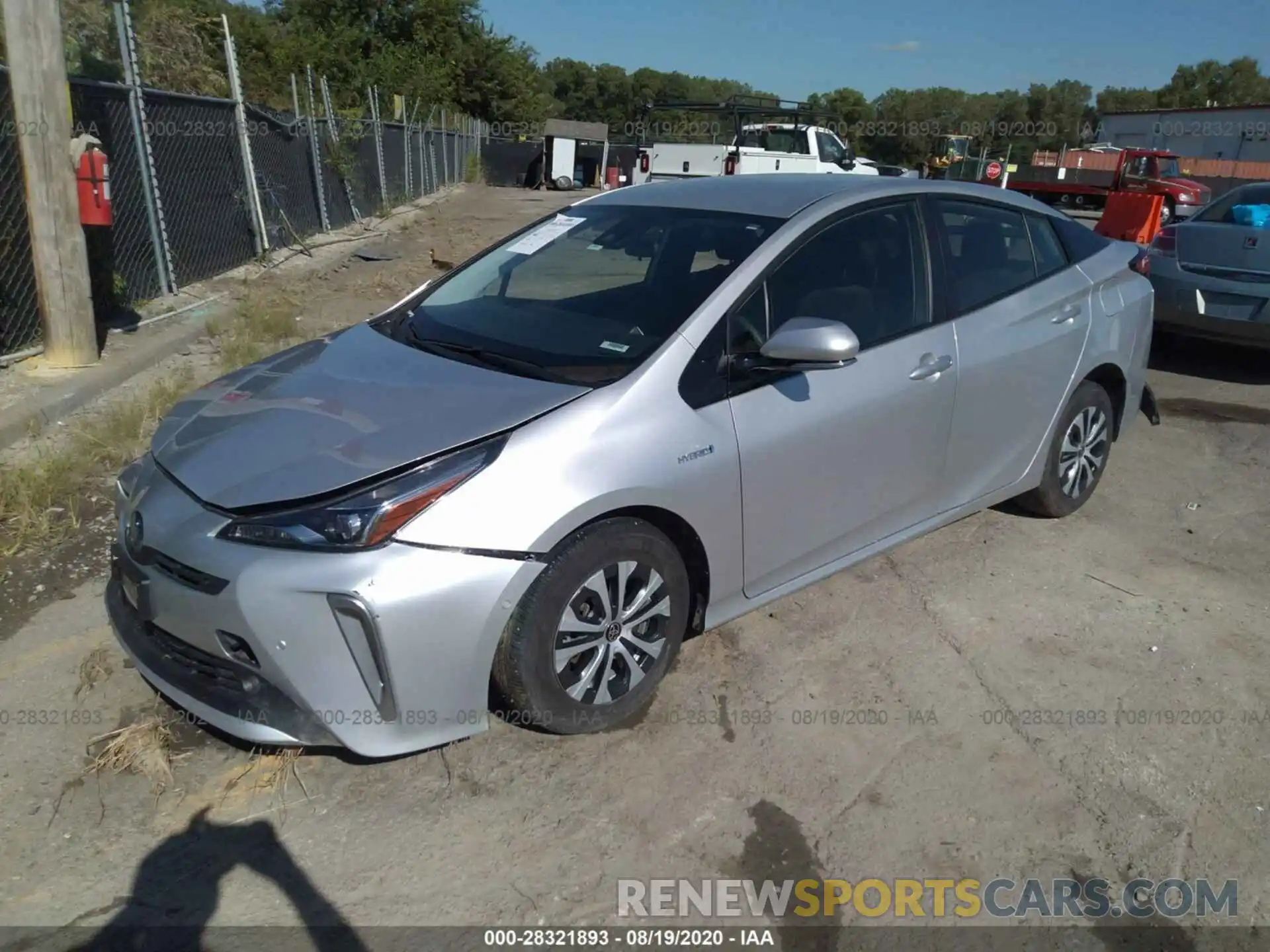 2 Фотография поврежденного автомобиля JTDL9RFU1K3002620 TOYOTA PRIUS 2019