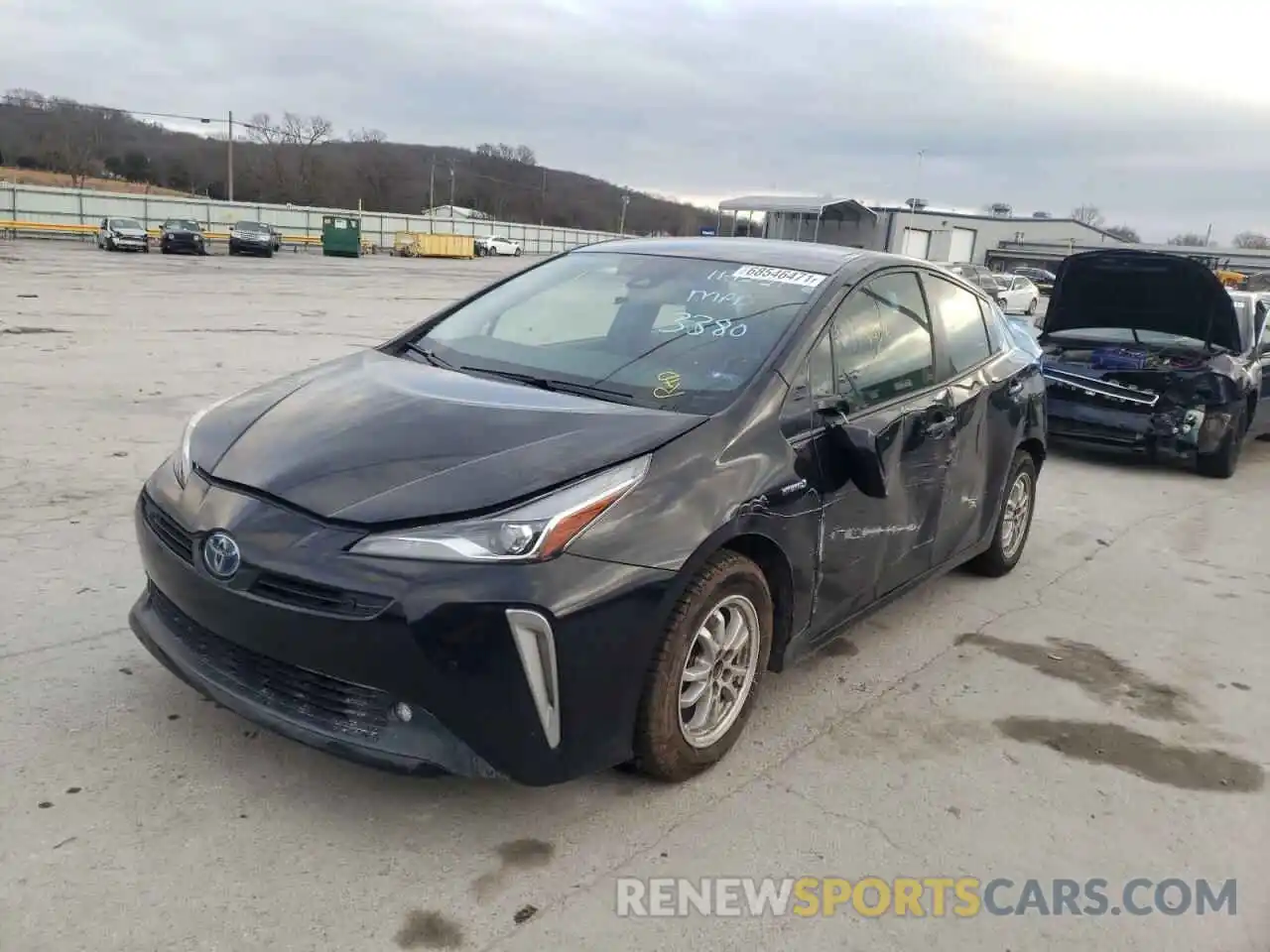 2 Фотография поврежденного автомобиля JTDL9RFU1K3003380 TOYOTA PRIUS 2019