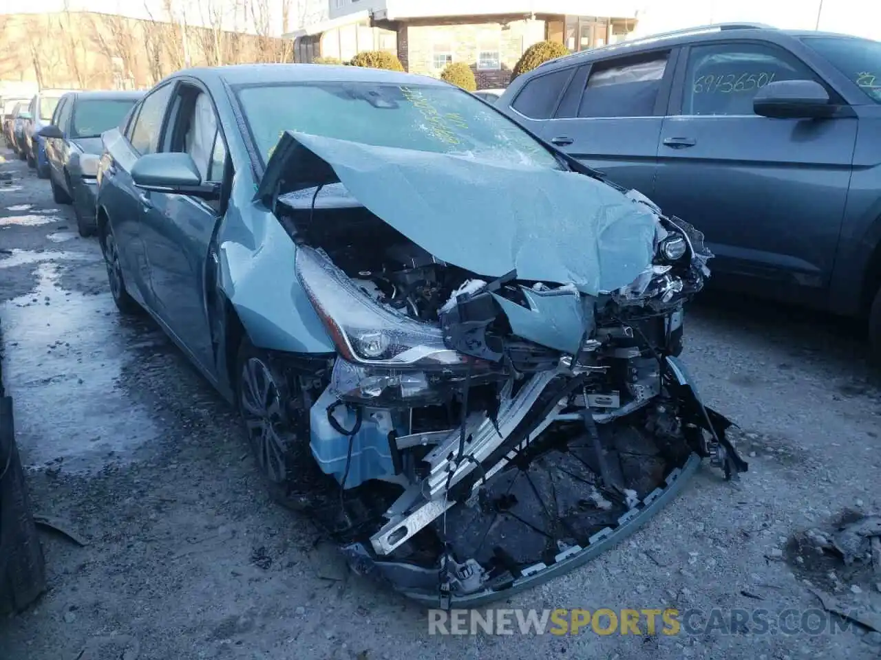 1 Photograph of a damaged car JTDL9RFU1K3010409 TOYOTA PRIUS 2019