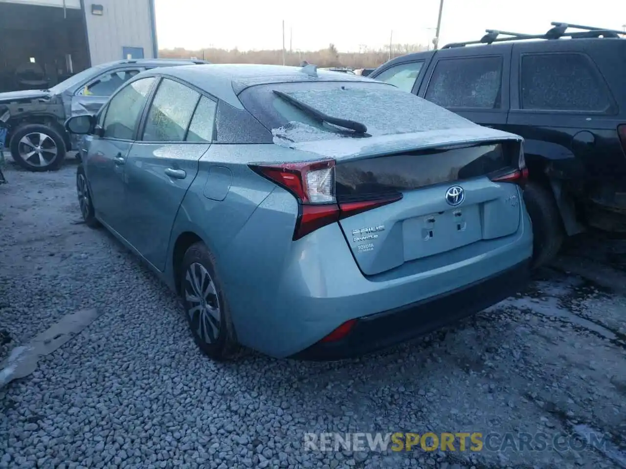 3 Фотография поврежденного автомобиля JTDL9RFU1K3010409 TOYOTA PRIUS 2019