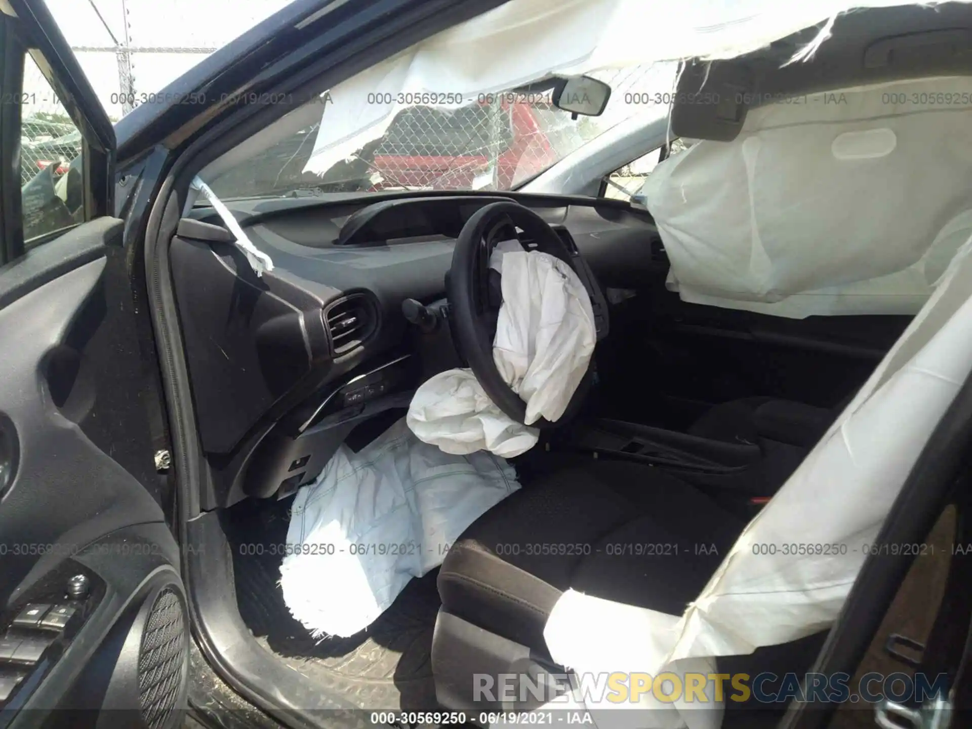 5 Photograph of a damaged car JTDL9RFU2K3002464 TOYOTA PRIUS 2019