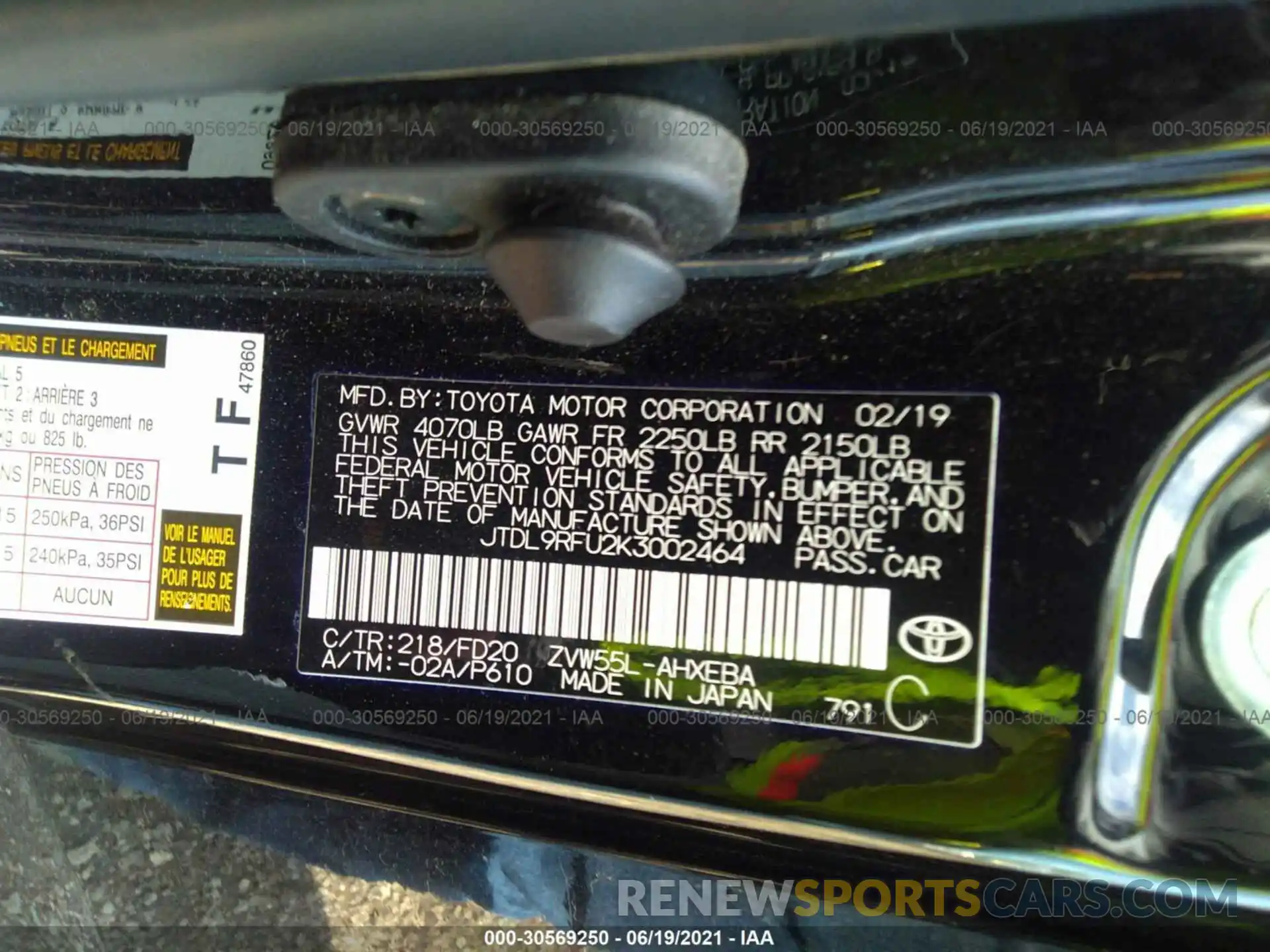 9 Photograph of a damaged car JTDL9RFU2K3002464 TOYOTA PRIUS 2019