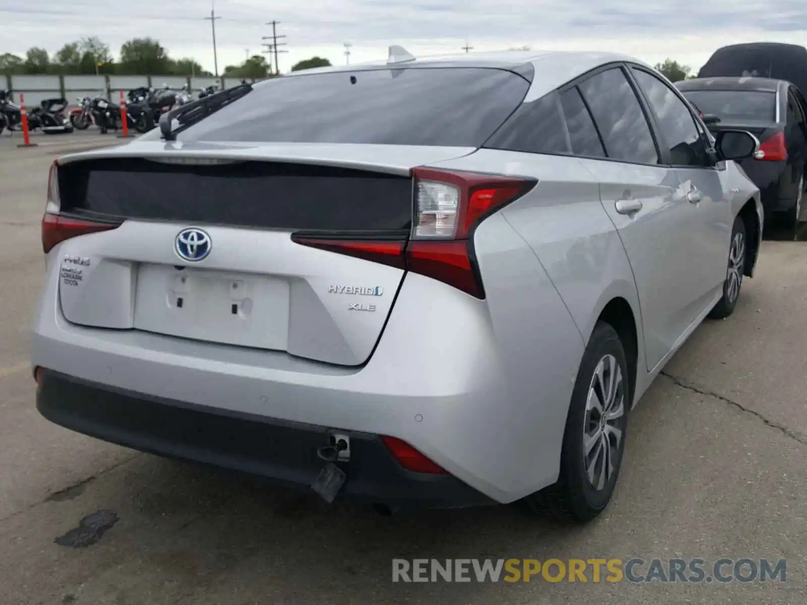 4 Photograph of a damaged car JTDL9RFU2K3002979 TOYOTA PRIUS 2019