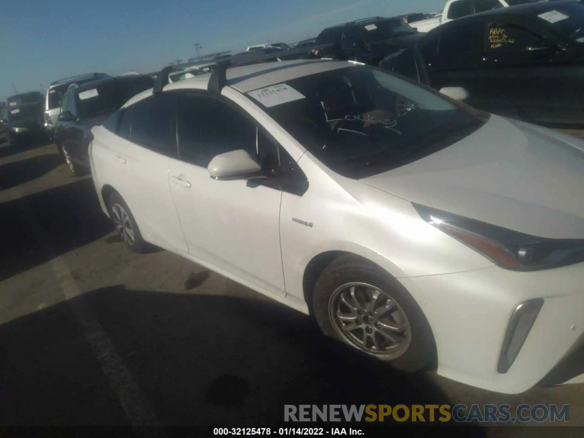 1 Photograph of a damaged car JTDL9RFU2K3003484 TOYOTA PRIUS 2019