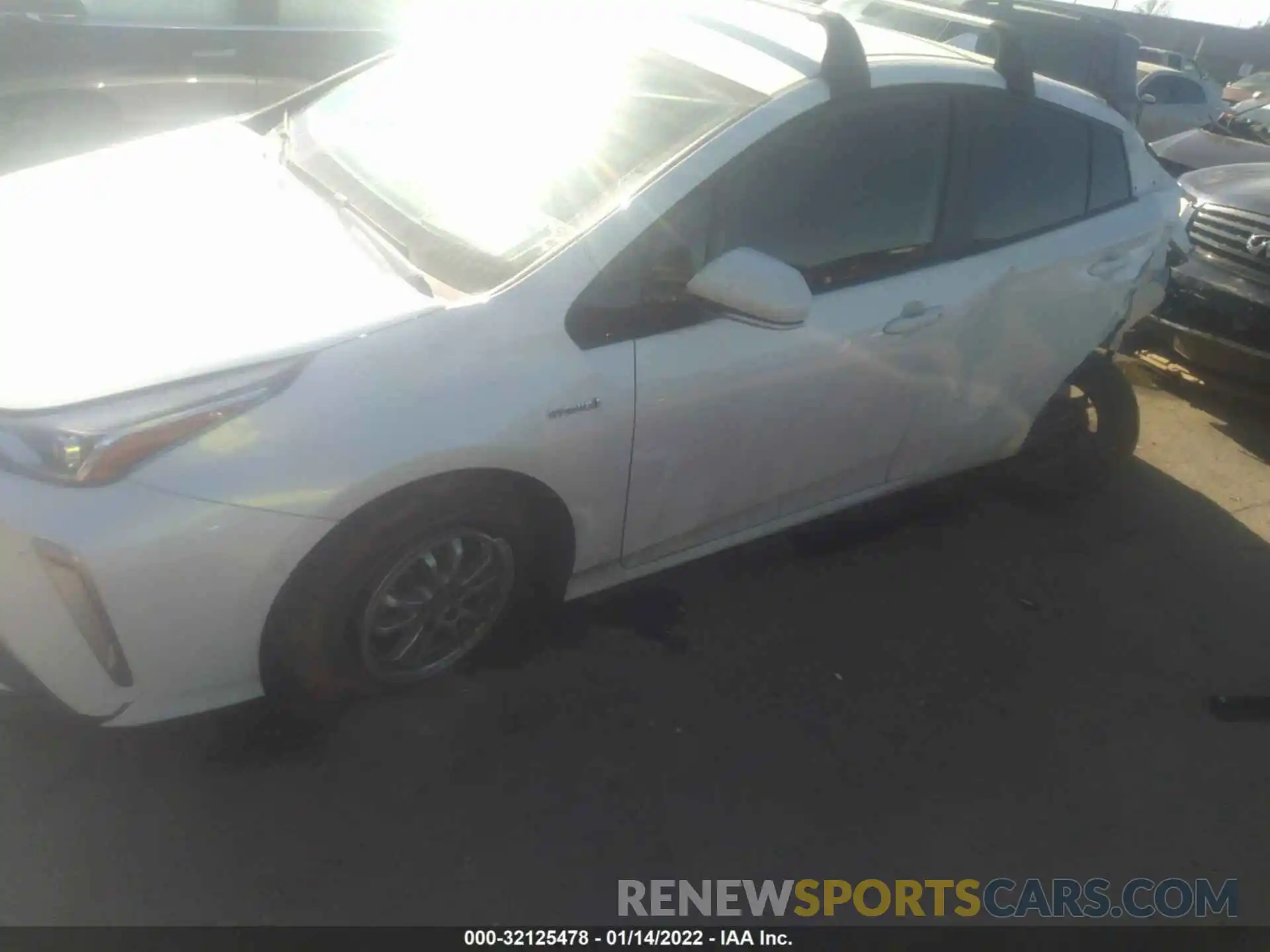 2 Photograph of a damaged car JTDL9RFU2K3003484 TOYOTA PRIUS 2019