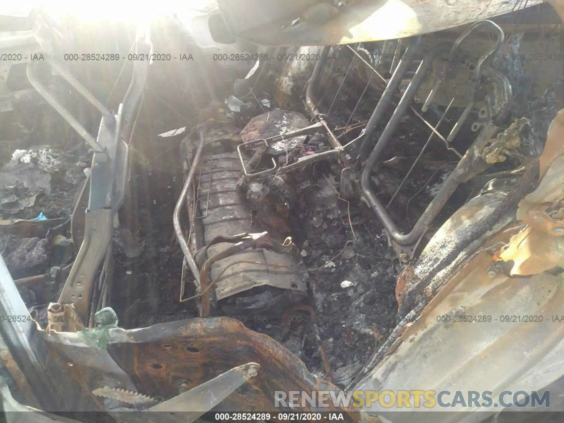 8 Photograph of a damaged car JTDL9RFU2K3006871 TOYOTA PRIUS 2019
