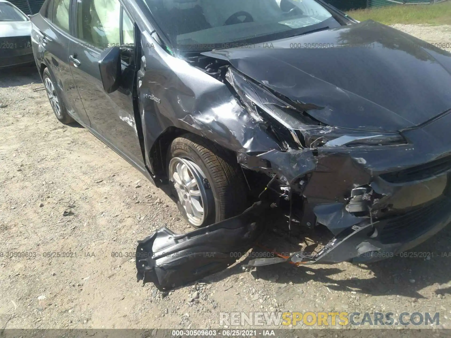 6 Photograph of a damaged car JTDL9RFU2K3008538 TOYOTA PRIUS 2019