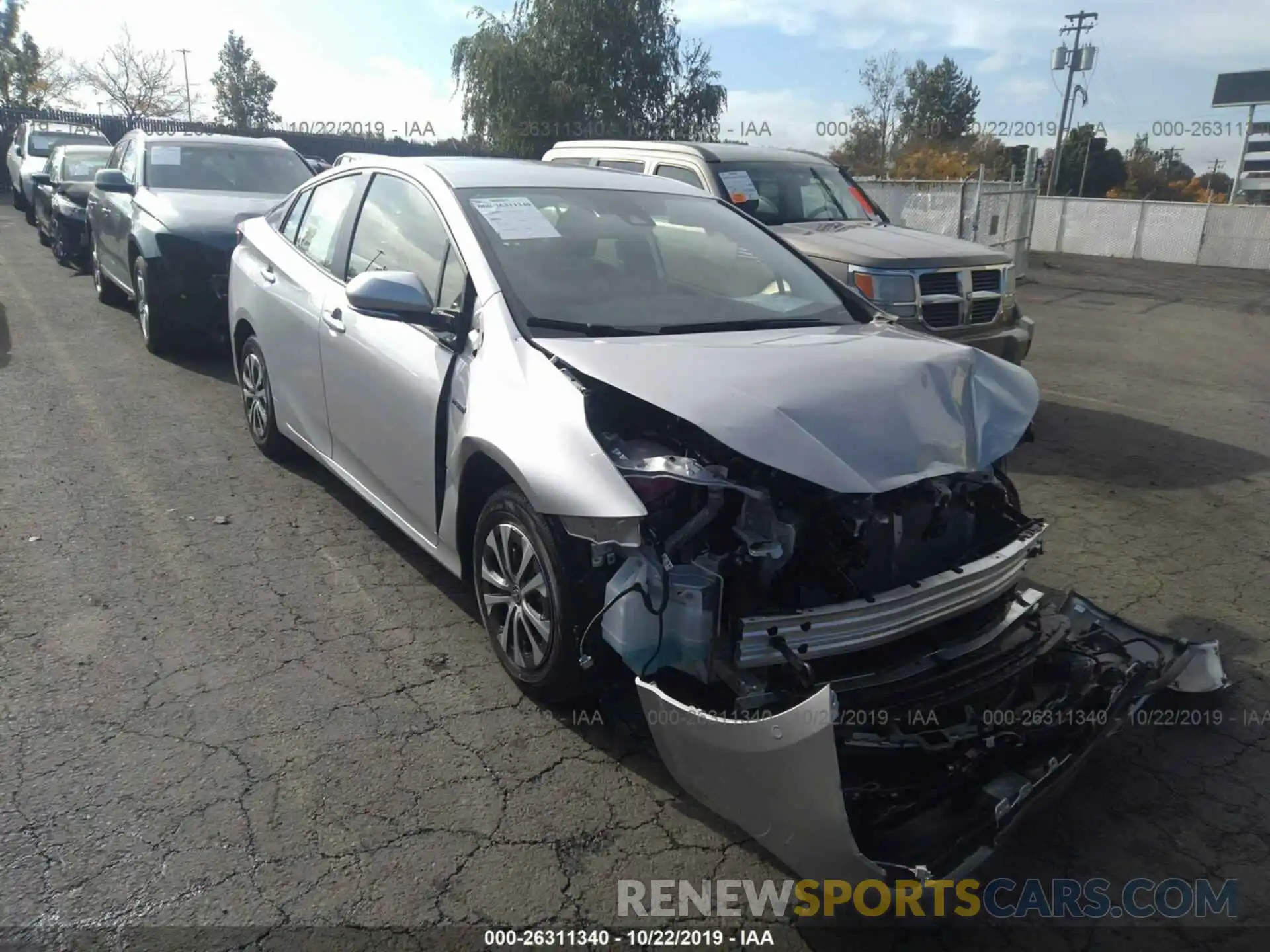 1 Photograph of a damaged car JTDL9RFU2K3009883 TOYOTA PRIUS 2019