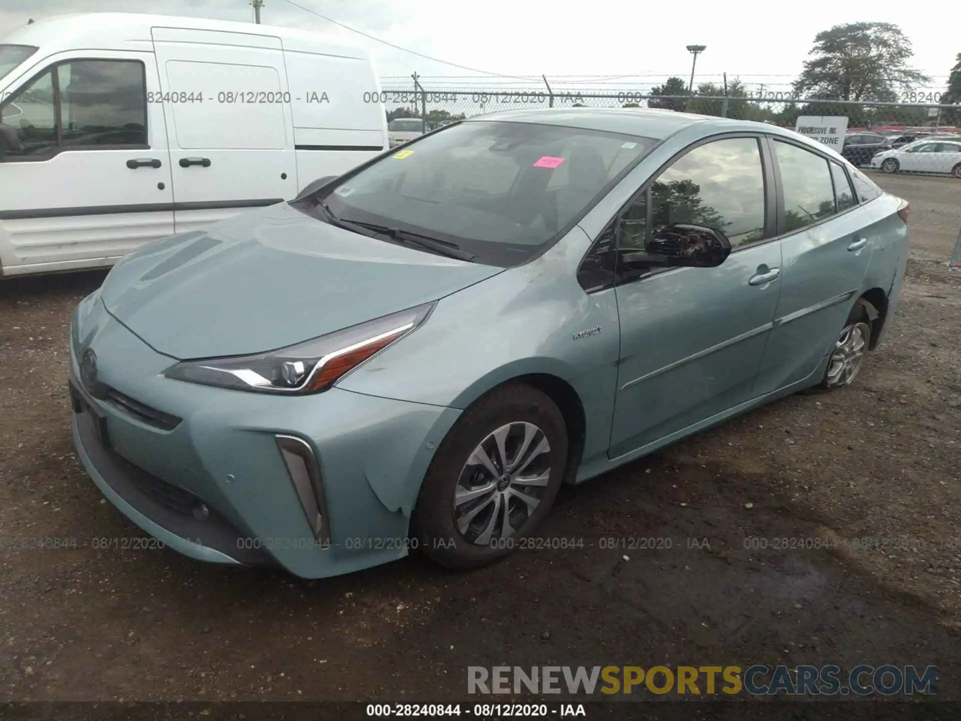 2 Фотография поврежденного автомобиля JTDL9RFU2K3011875 TOYOTA PRIUS 2019