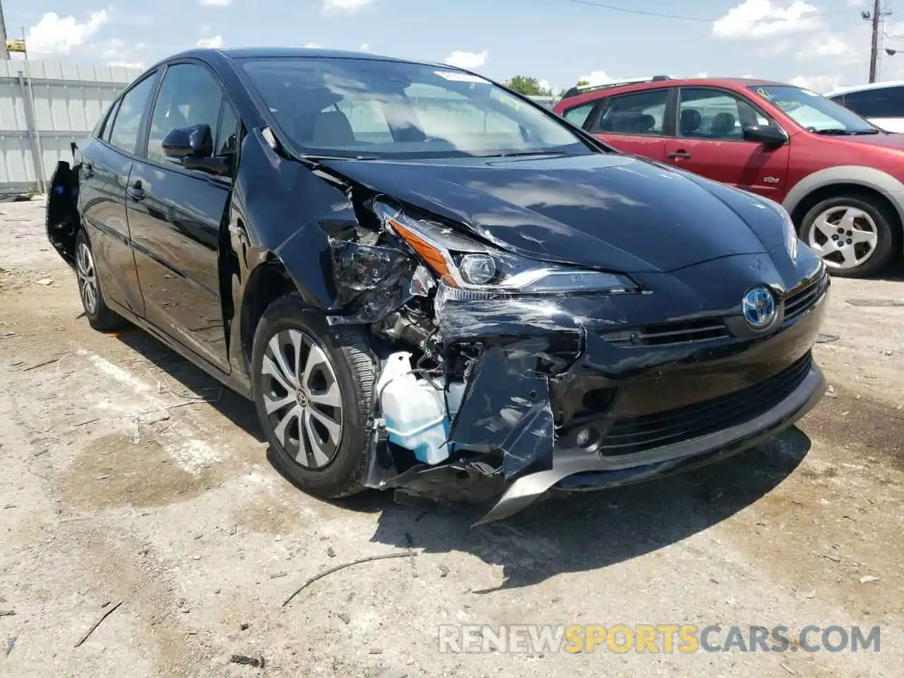 1 Photograph of a damaged car JTDL9RFU2K3012539 TOYOTA PRIUS 2019