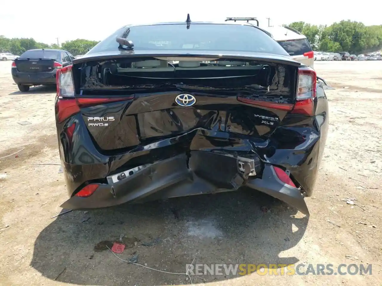 9 Photograph of a damaged car JTDL9RFU2K3012539 TOYOTA PRIUS 2019