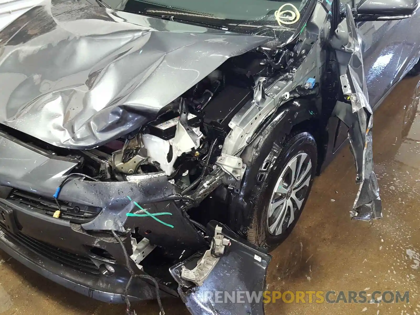 9 Photograph of a damaged car JTDL9RFU3K3003302 TOYOTA PRIUS 2019