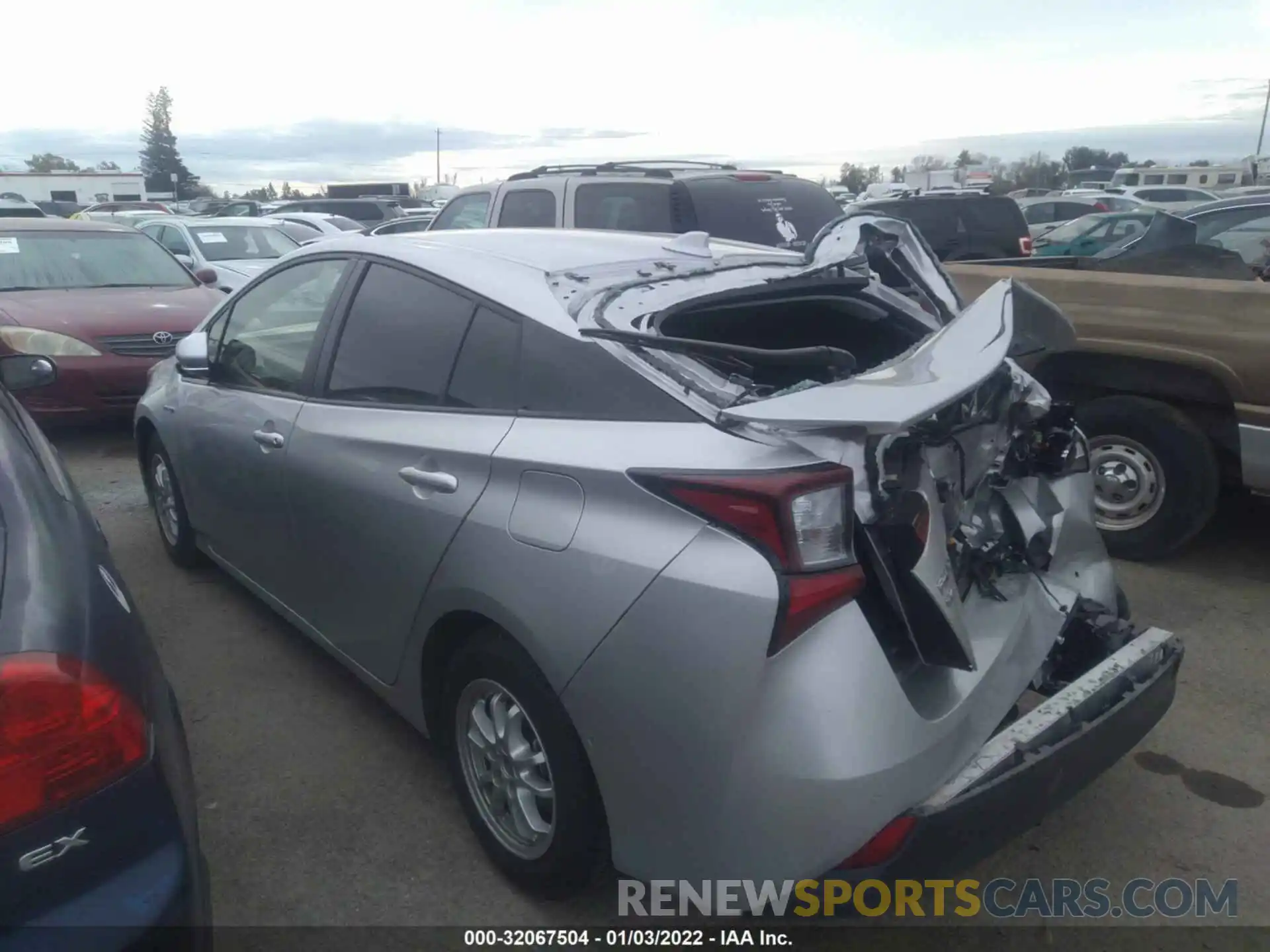 3 Photograph of a damaged car JTDL9RFU3K3003333 TOYOTA PRIUS 2019