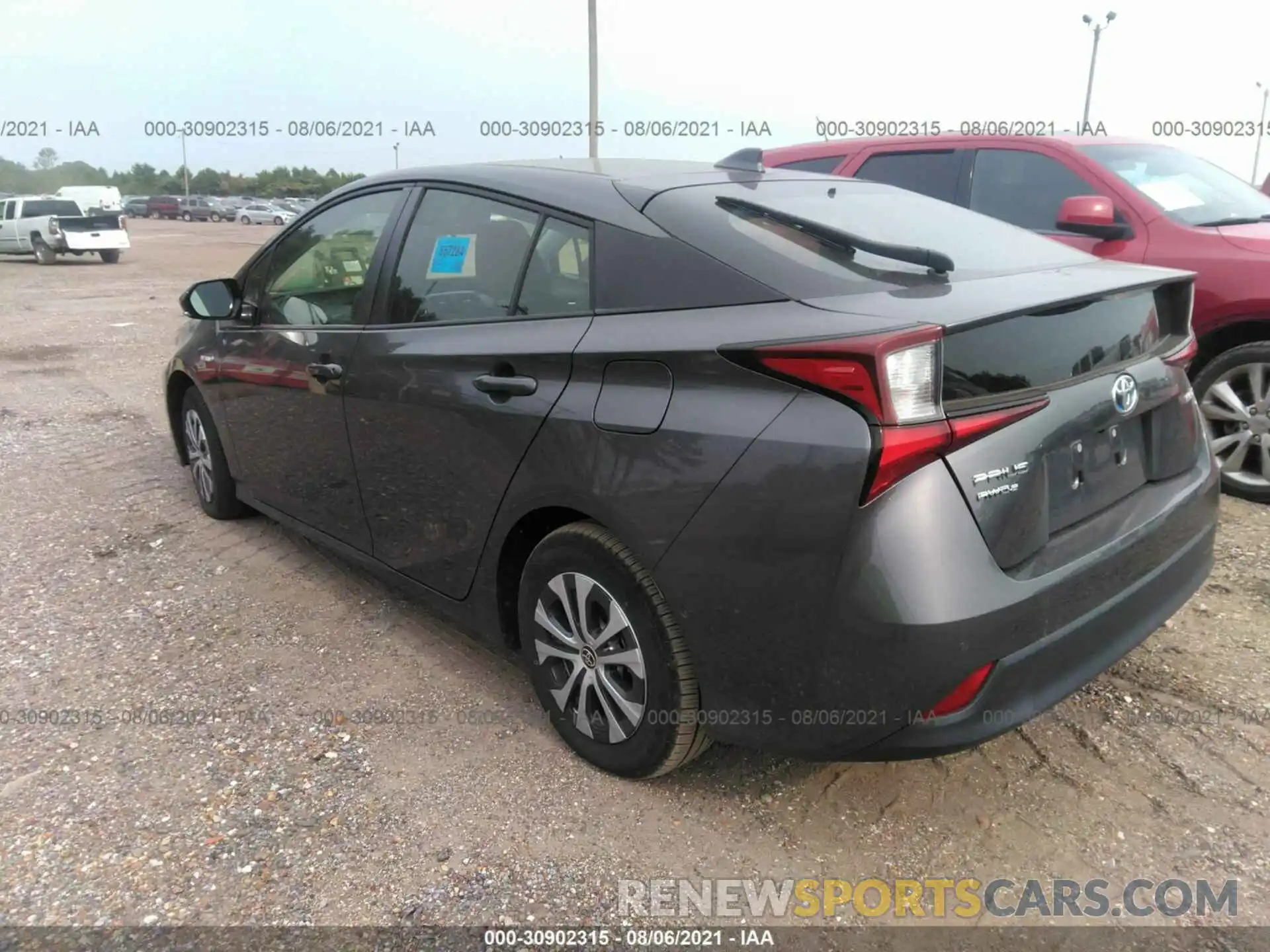 3 Фотография поврежденного автомобиля JTDL9RFU3K3003672 TOYOTA PRIUS 2019