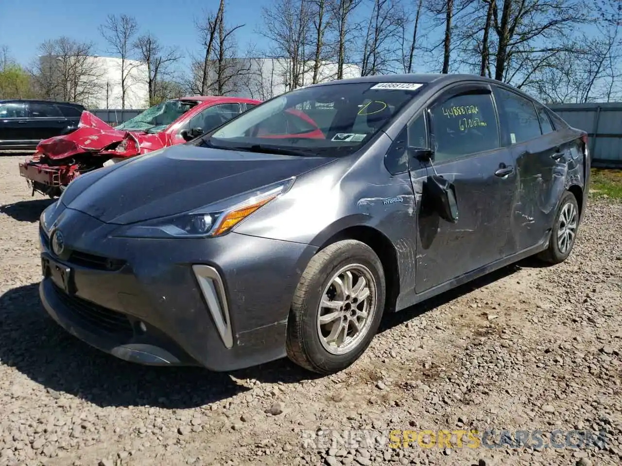 2 Фотография поврежденного автомобиля JTDL9RFU3K3006071 TOYOTA PRIUS 2019