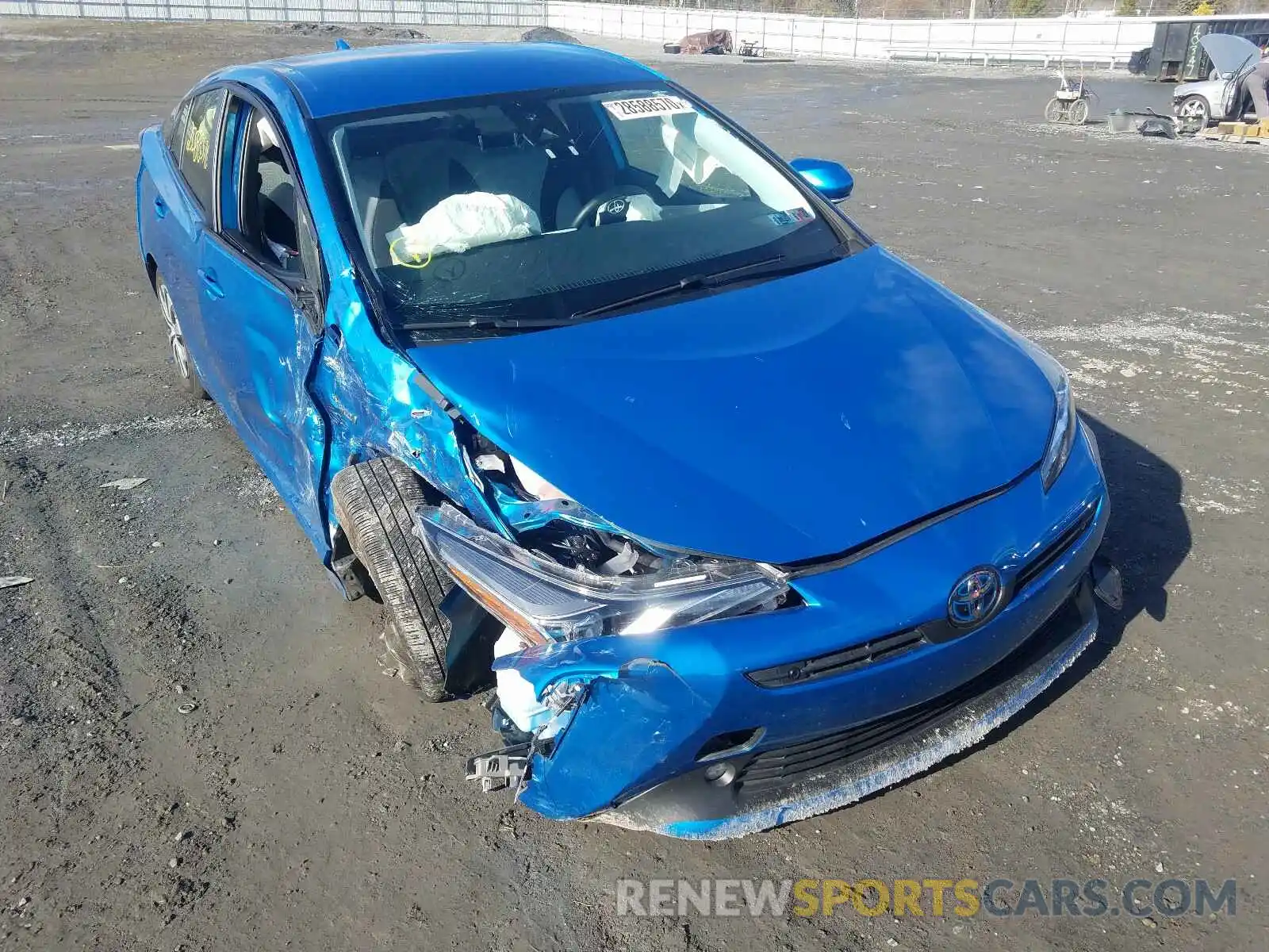 1 Photograph of a damaged car JTDL9RFU3K3006460 TOYOTA PRIUS 2019