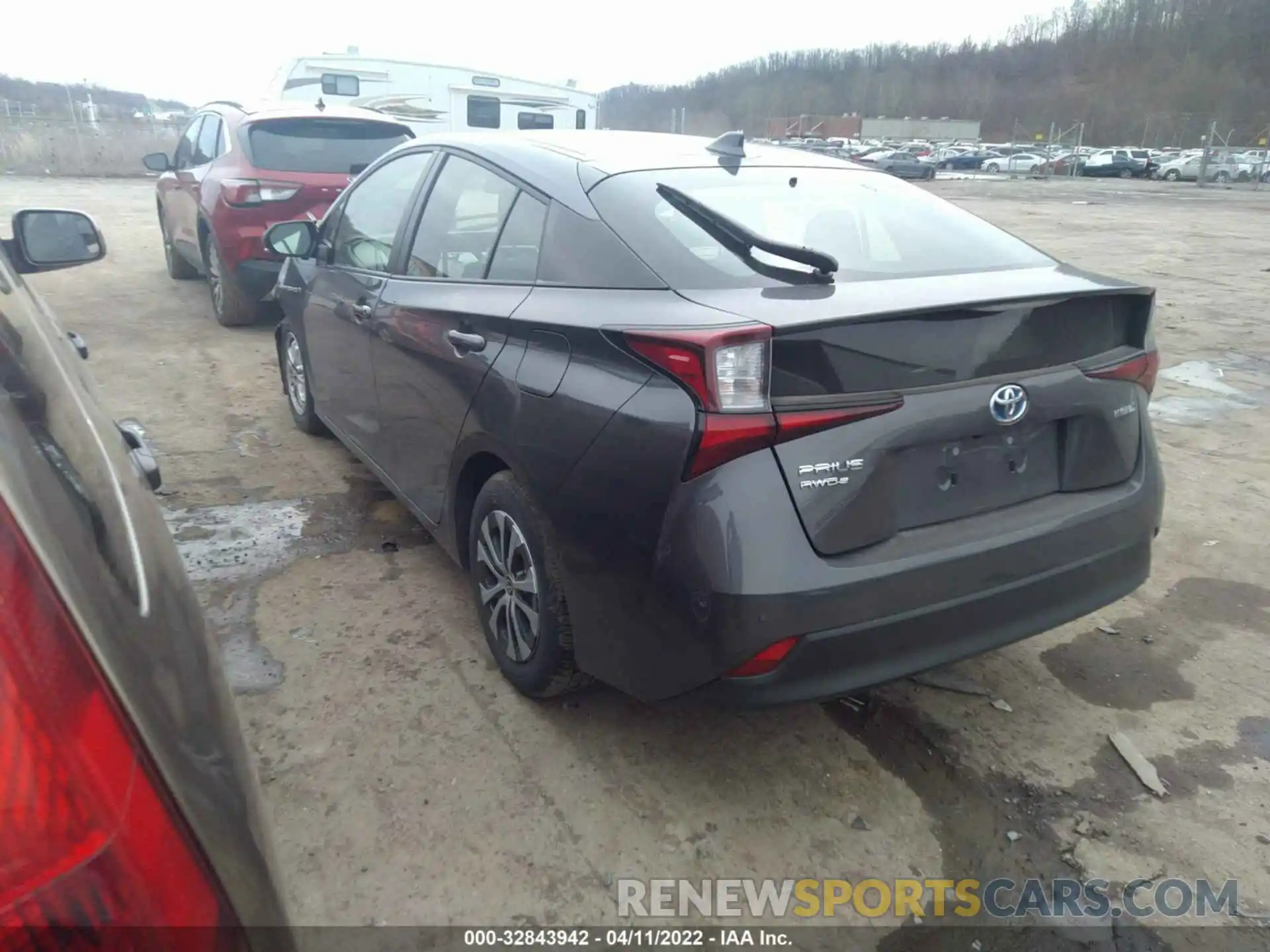 3 Photograph of a damaged car JTDL9RFU4K3003714 TOYOTA PRIUS 2019