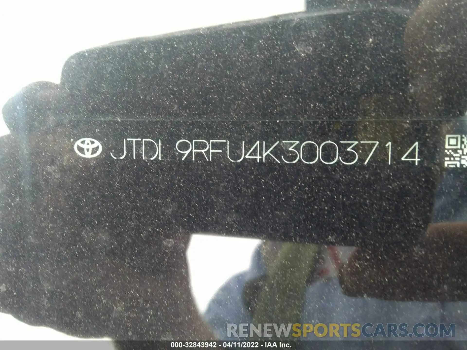 9 Фотография поврежденного автомобиля JTDL9RFU4K3003714 TOYOTA PRIUS 2019