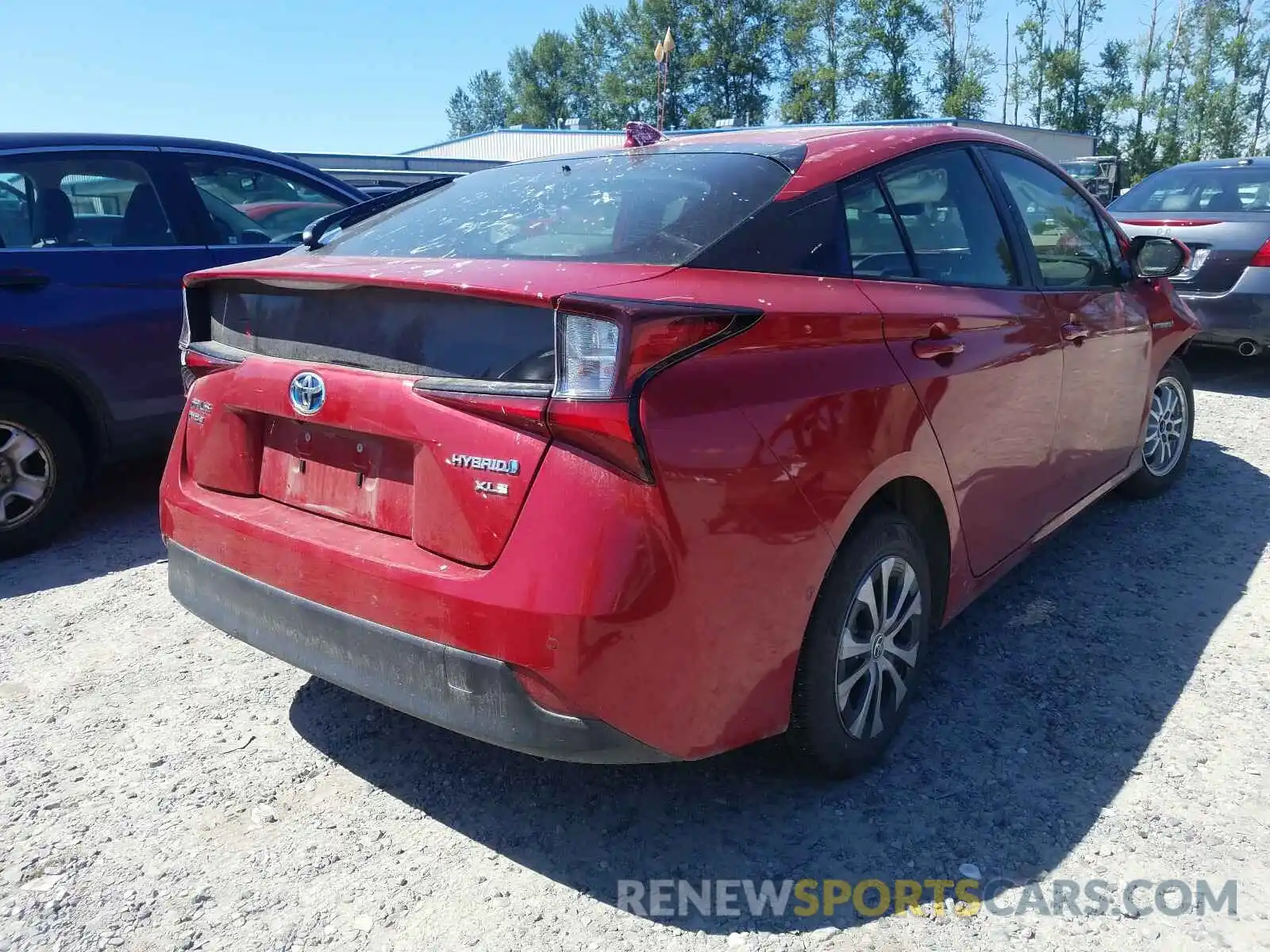 4 Photograph of a damaged car JTDL9RFU4K3004684 TOYOTA PRIUS 2019