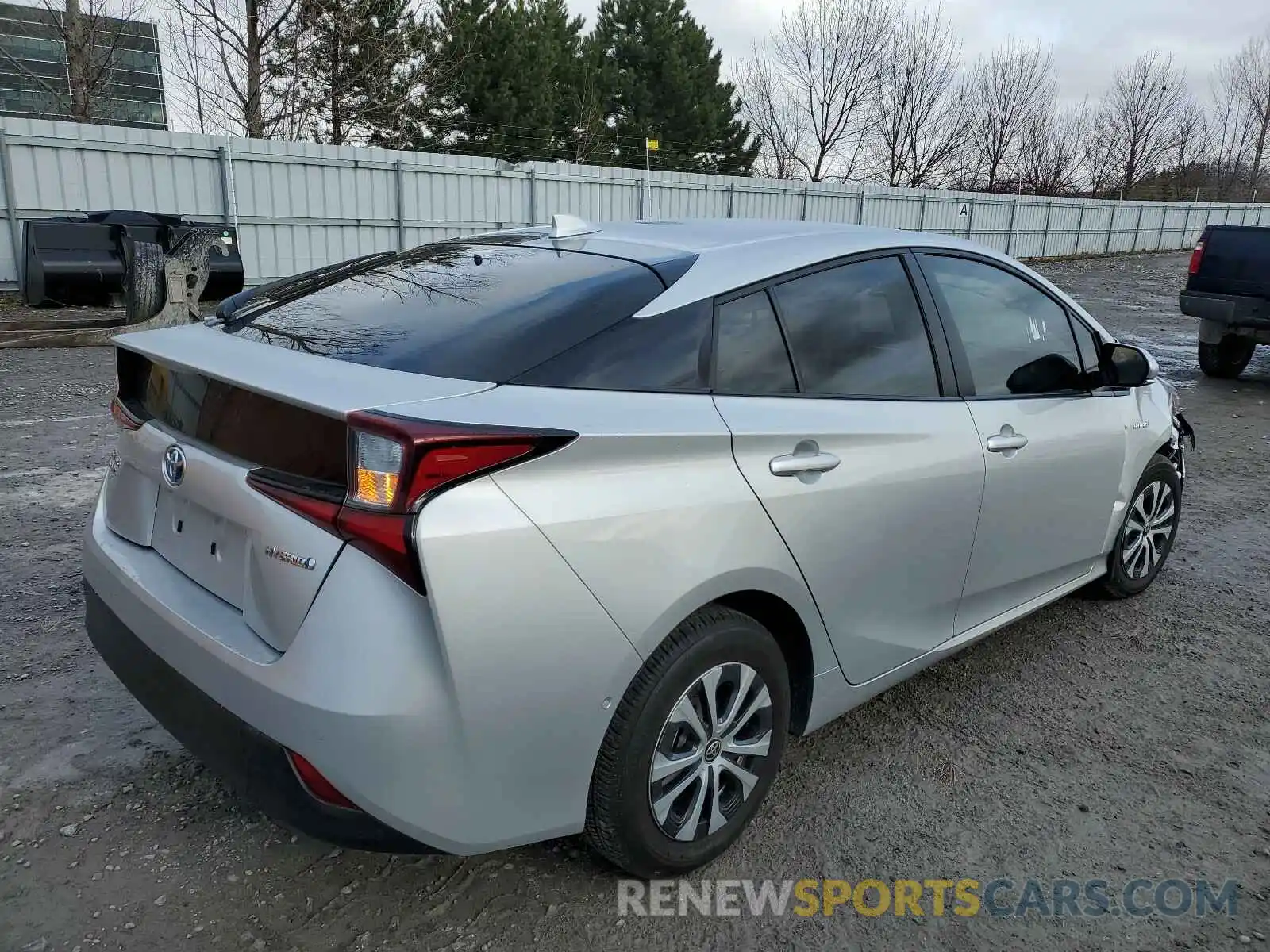 4 Фотография поврежденного автомобиля JTDL9RFU4K3009156 TOYOTA PRIUS 2019