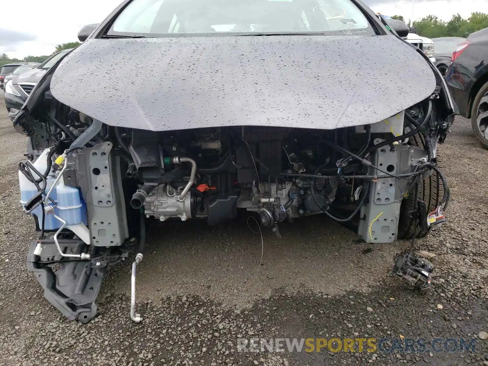 9 Photograph of a damaged car JTDL9RFU4K3010243 TOYOTA PRIUS 2019