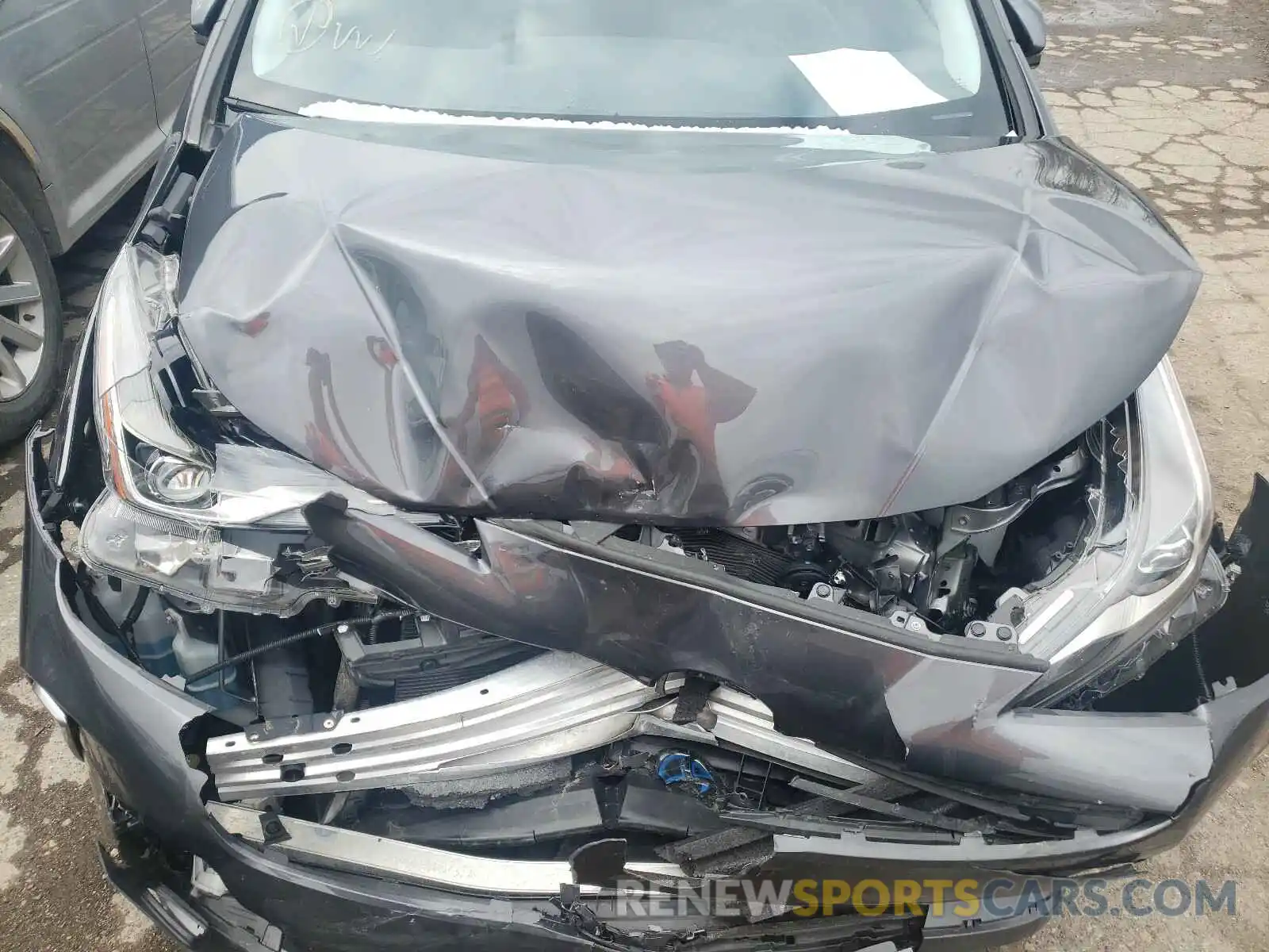 7 Фотография поврежденного автомобиля JTDL9RFU4K3012574 TOYOTA PRIUS 2019
