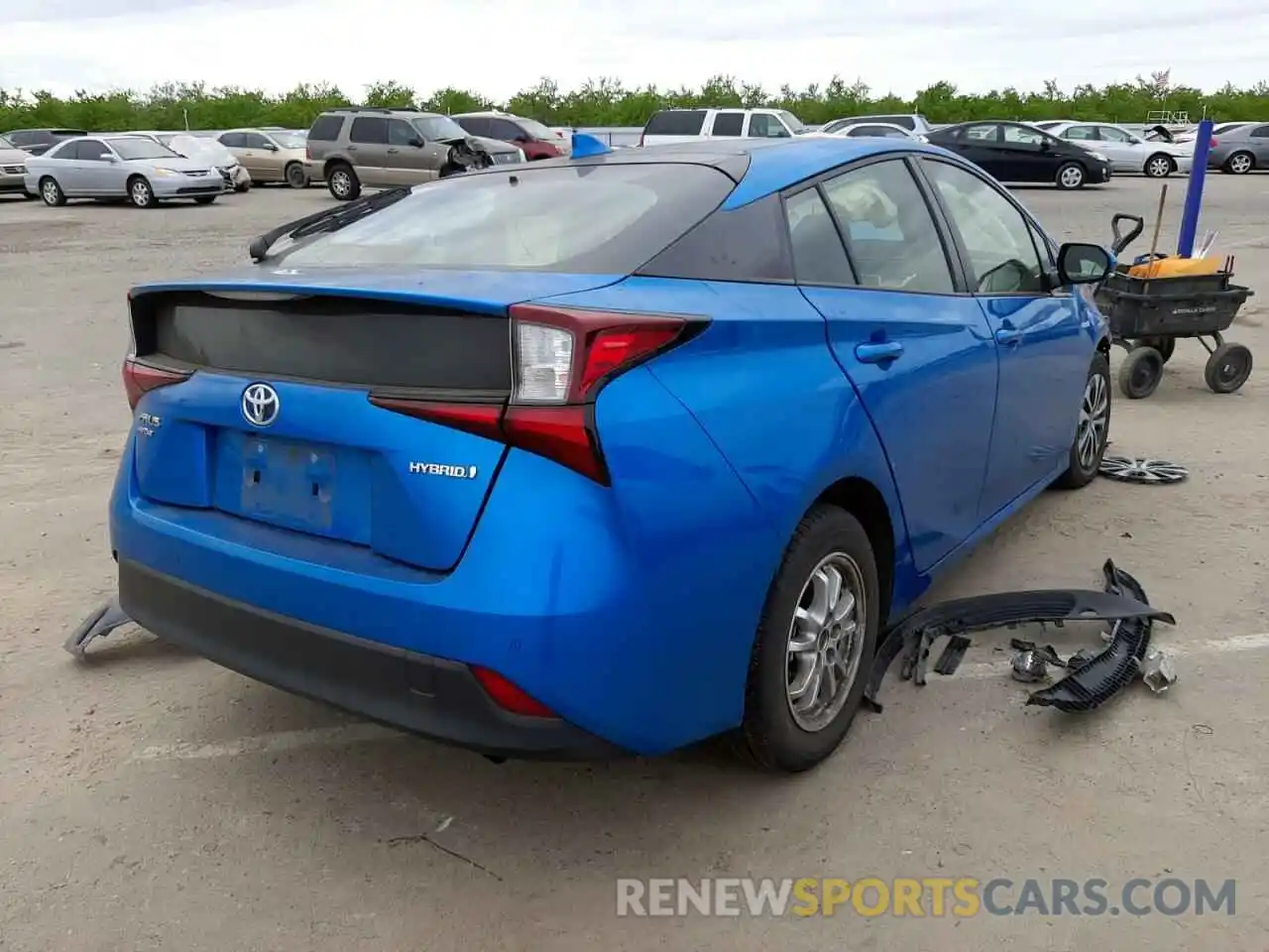 4 Photograph of a damaged car JTDL9RFU5K3000563 TOYOTA PRIUS 2019