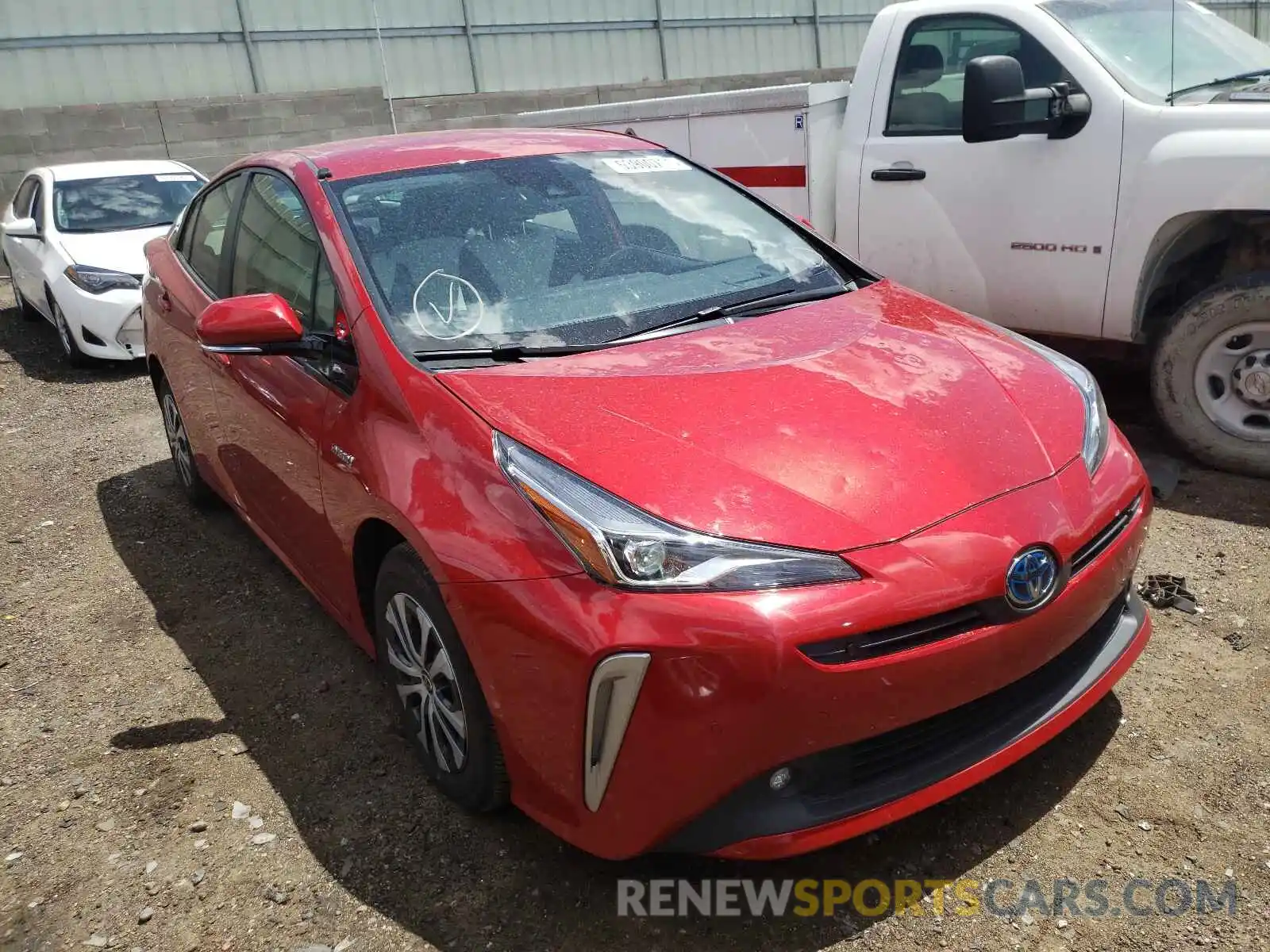 1 Photograph of a damaged car JTDL9RFU5K3002555 TOYOTA PRIUS 2019