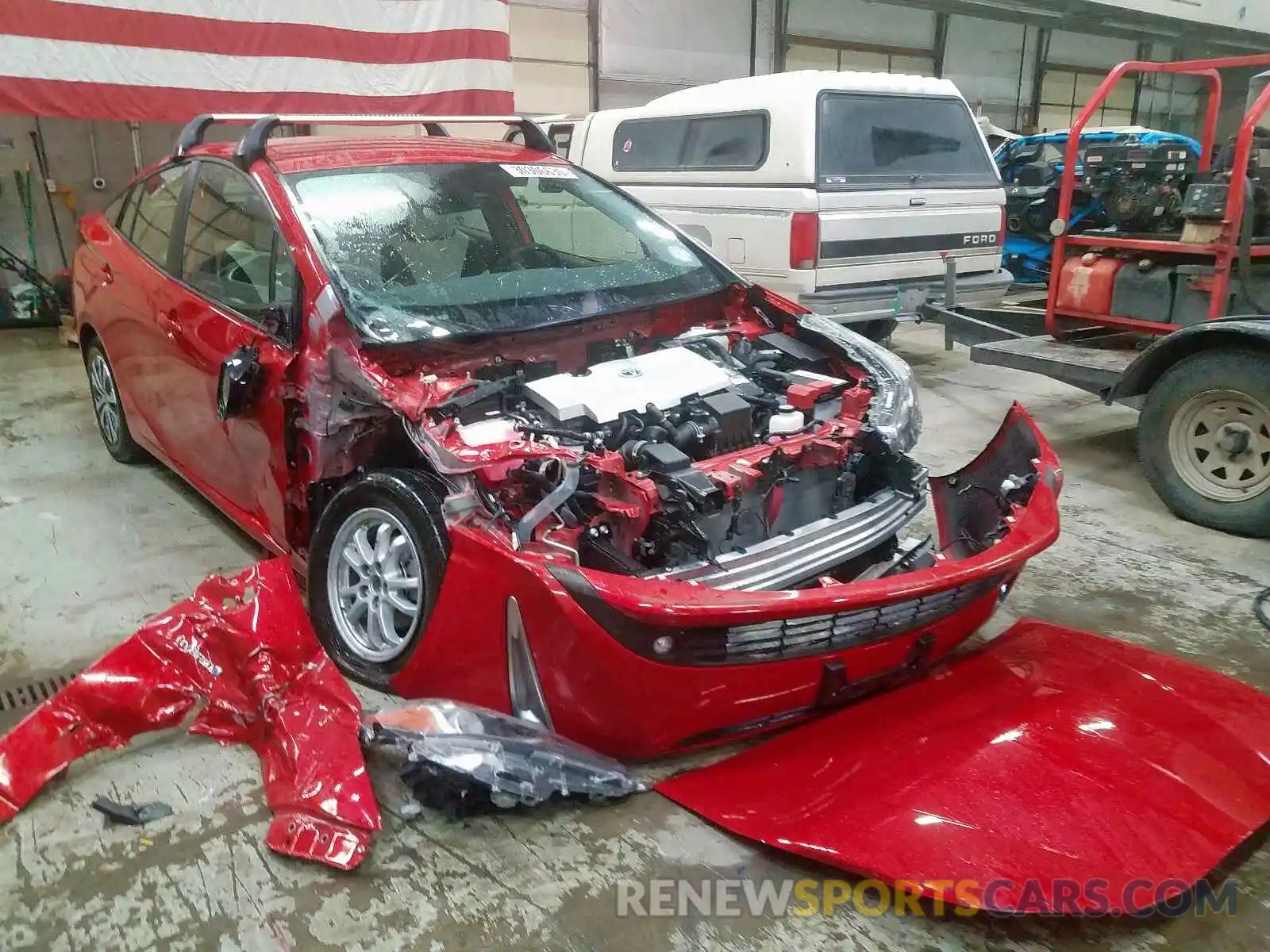 1 Photograph of a damaged car JTDL9RFU5K3006380 TOYOTA PRIUS 2019