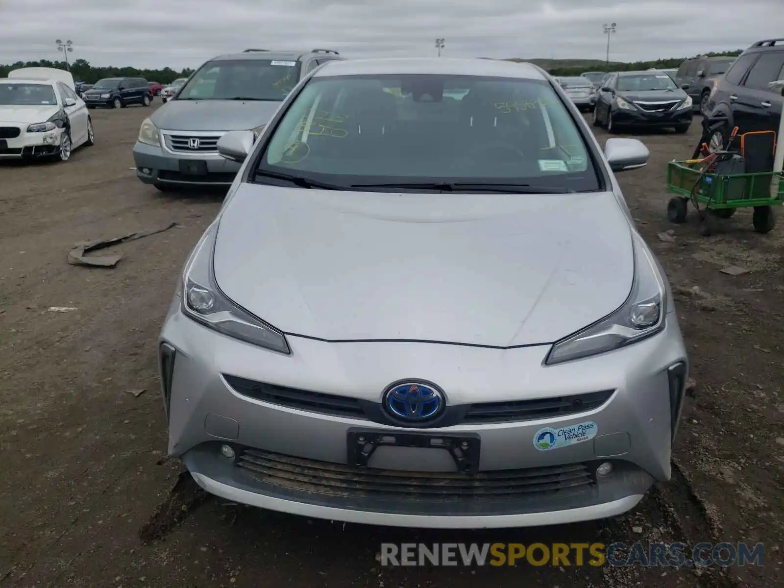 9 Photograph of a damaged car JTDL9RFU5K3008548 TOYOTA PRIUS 2019