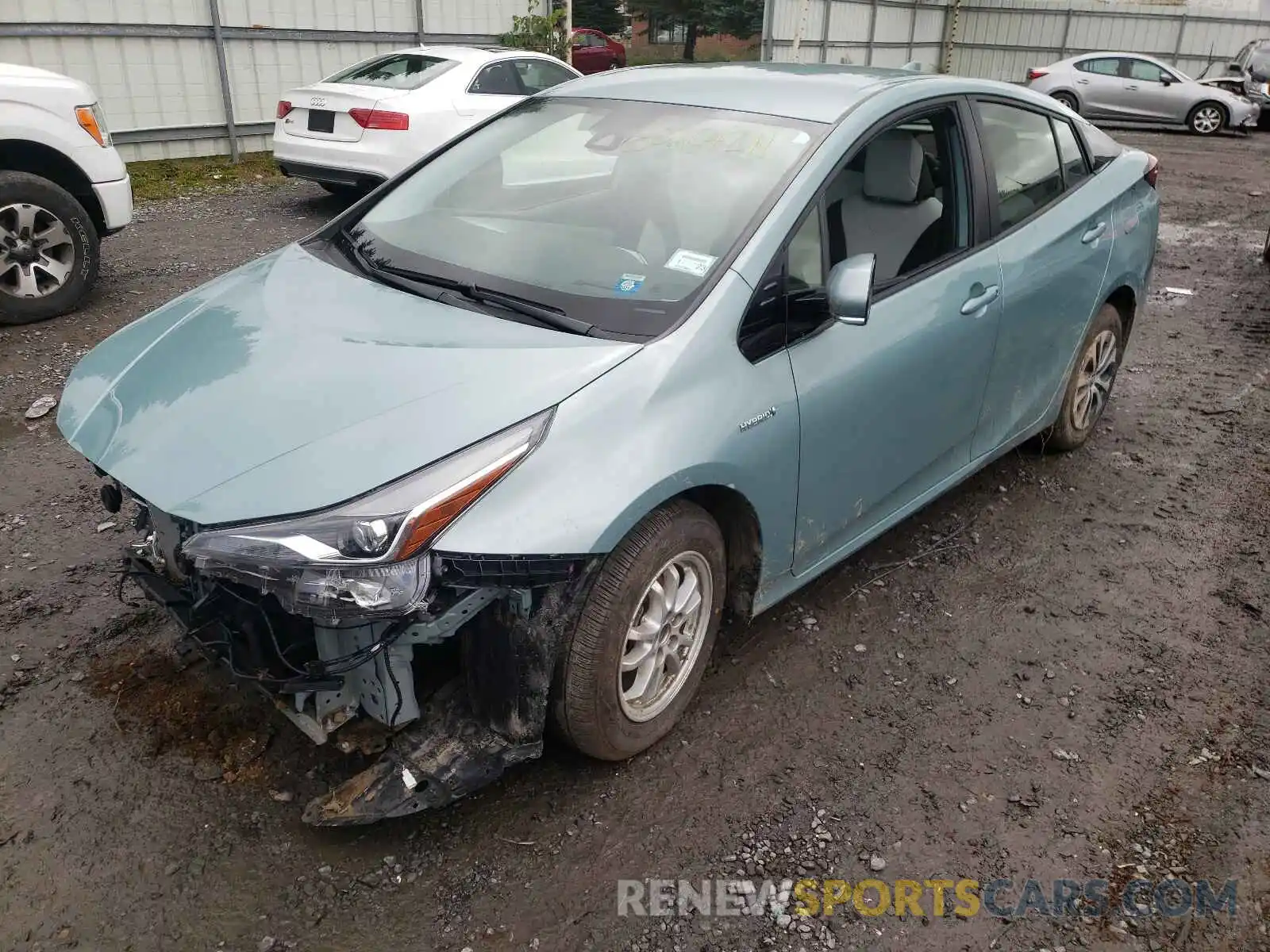 2 Фотография поврежденного автомобиля JTDL9RFU5K3010980 TOYOTA PRIUS 2019