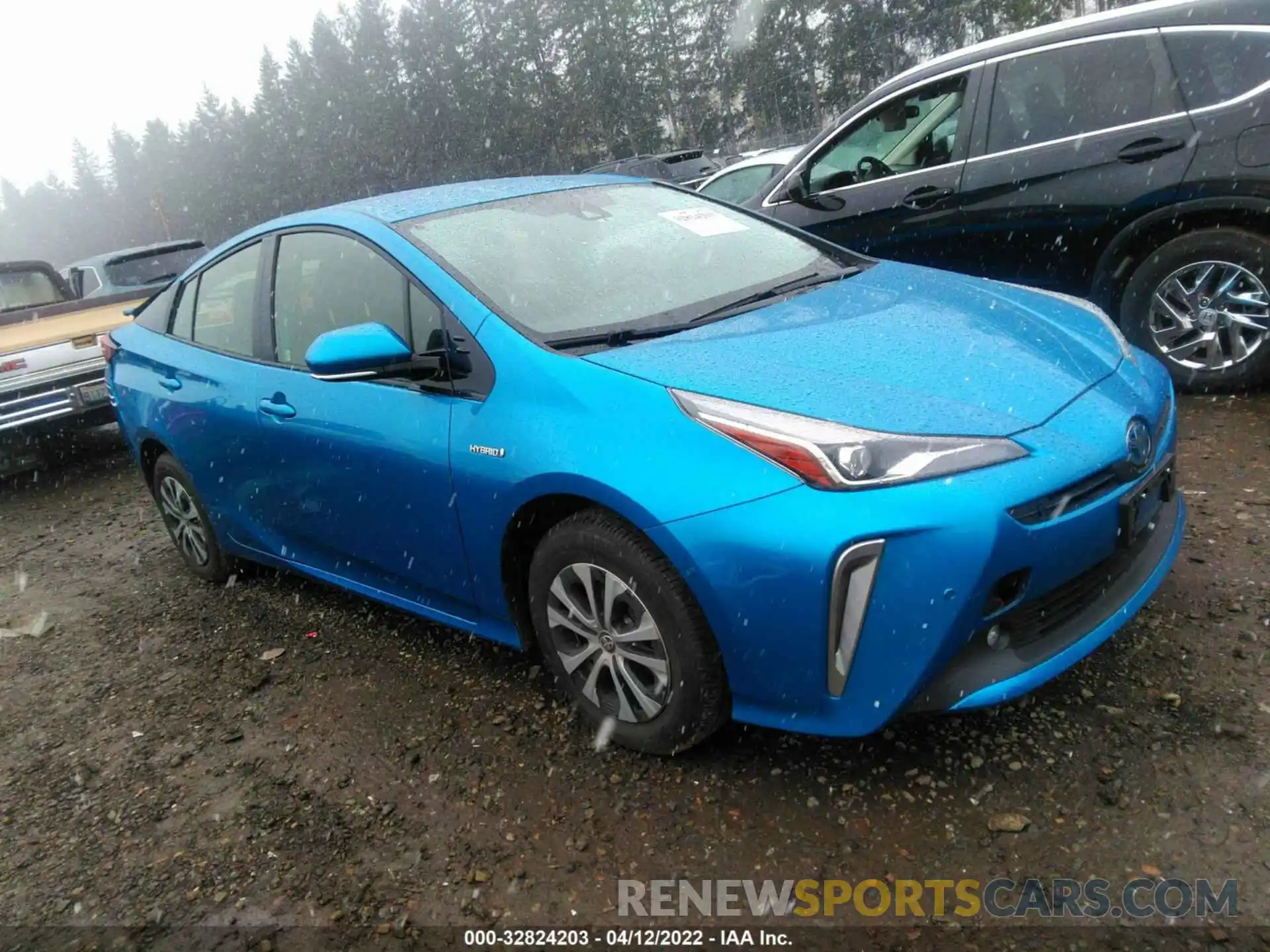 1 Фотография поврежденного автомобиля JTDL9RFU5K3011241 TOYOTA PRIUS 2019