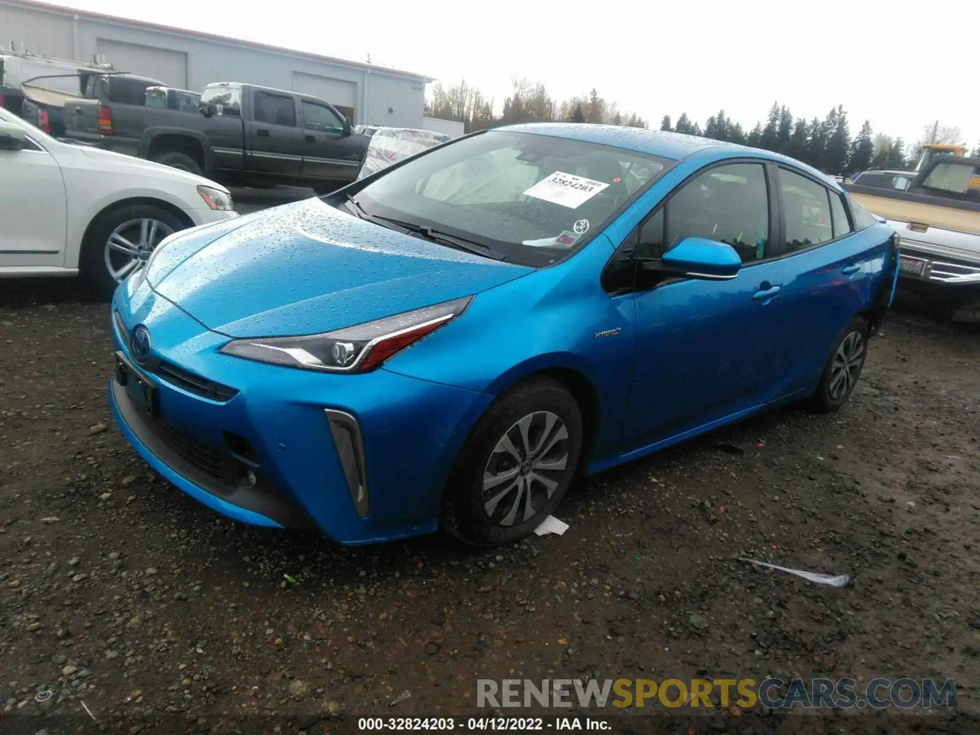 2 Фотография поврежденного автомобиля JTDL9RFU5K3011241 TOYOTA PRIUS 2019