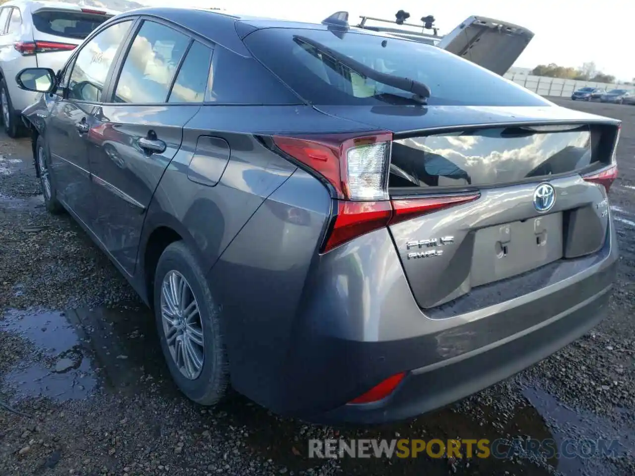 3 Photograph of a damaged car JTDL9RFU6K3000975 TOYOTA PRIUS 2019