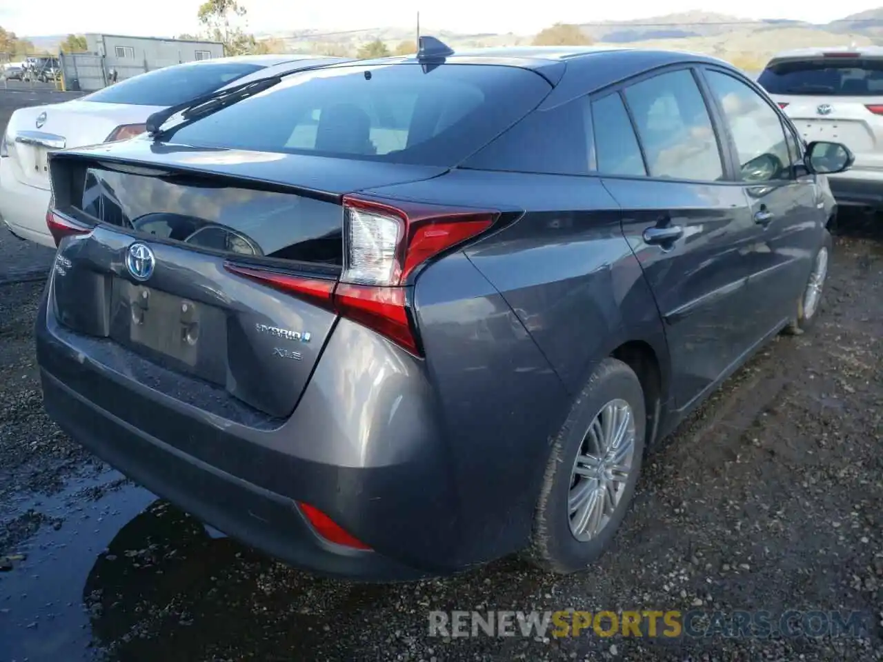 4 Photograph of a damaged car JTDL9RFU6K3000975 TOYOTA PRIUS 2019