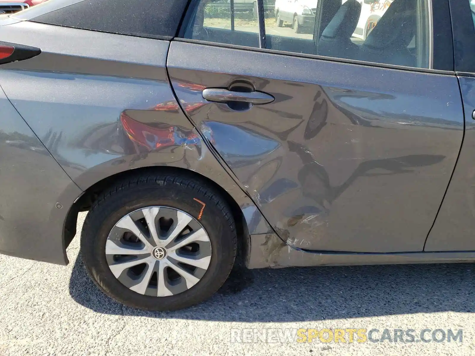 9 Photograph of a damaged car JTDL9RFU6K3003598 TOYOTA PRIUS 2019