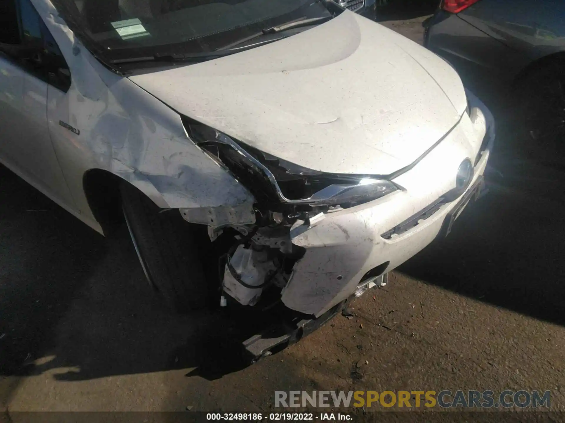 6 Photograph of a damaged car JTDL9RFU6K3005609 TOYOTA PRIUS 2019