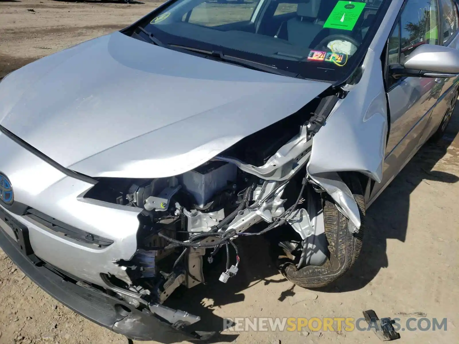 9 Photograph of a damaged car JTDL9RFU6K3010485 TOYOTA PRIUS 2019