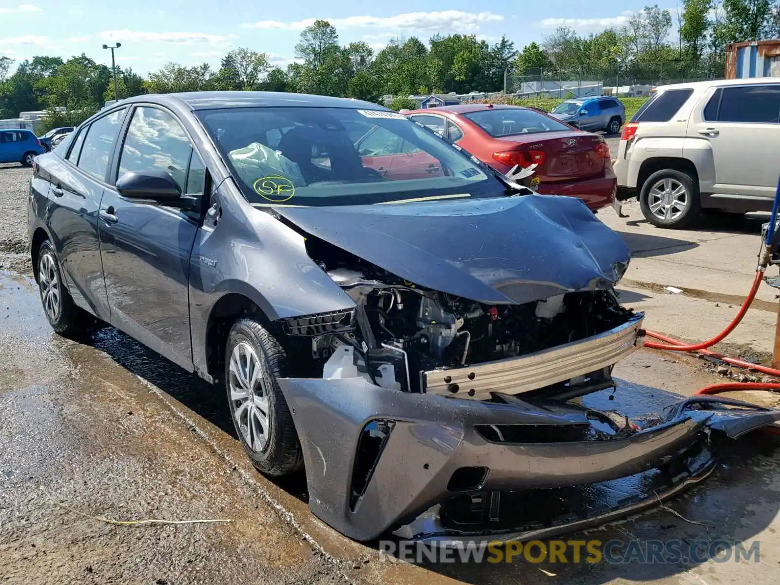 1 Photograph of a damaged car JTDL9RFU7K3001715 TOYOTA PRIUS 2019