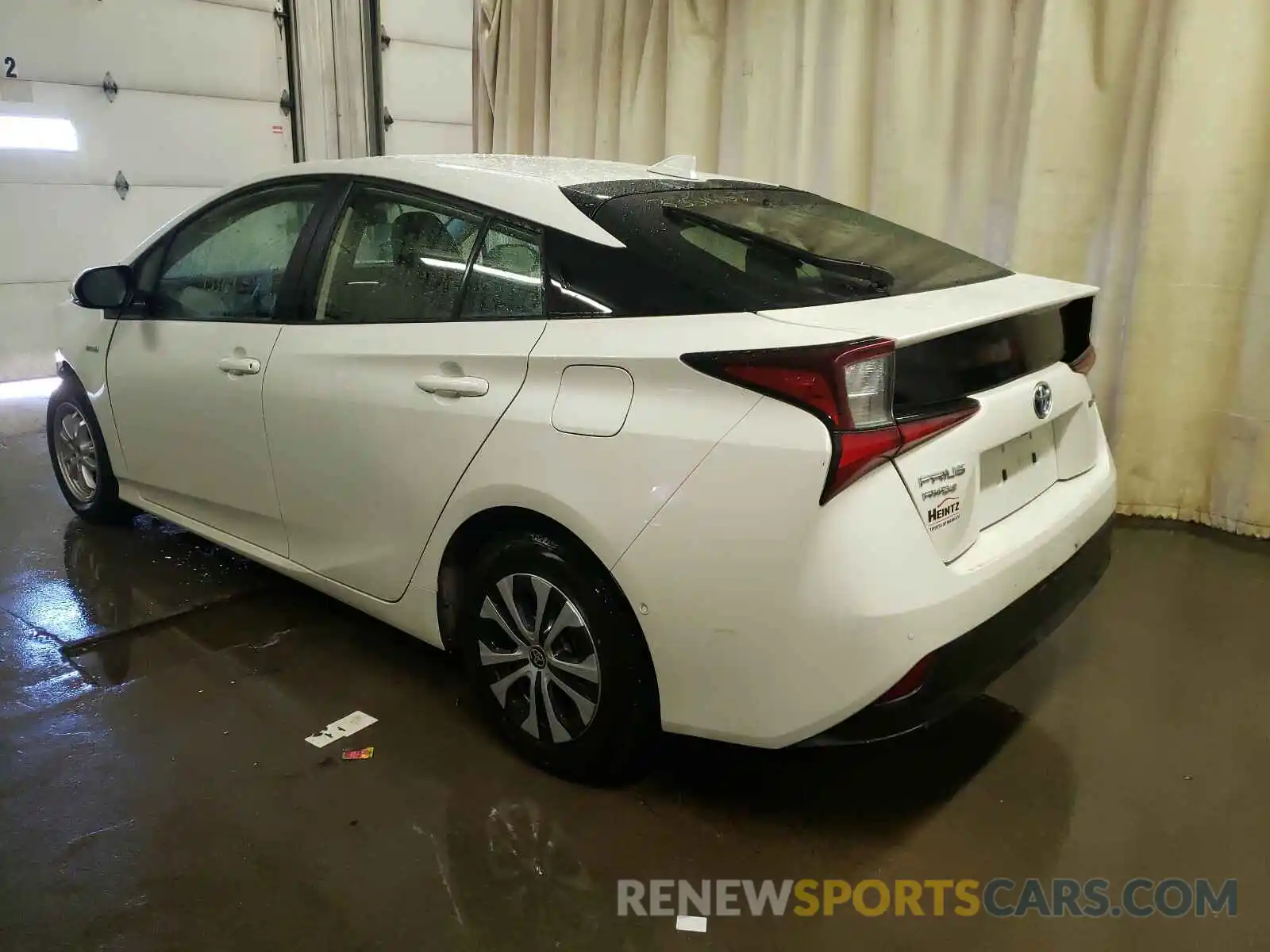 3 Фотография поврежденного автомобиля JTDL9RFU7K3003318 TOYOTA PRIUS 2019