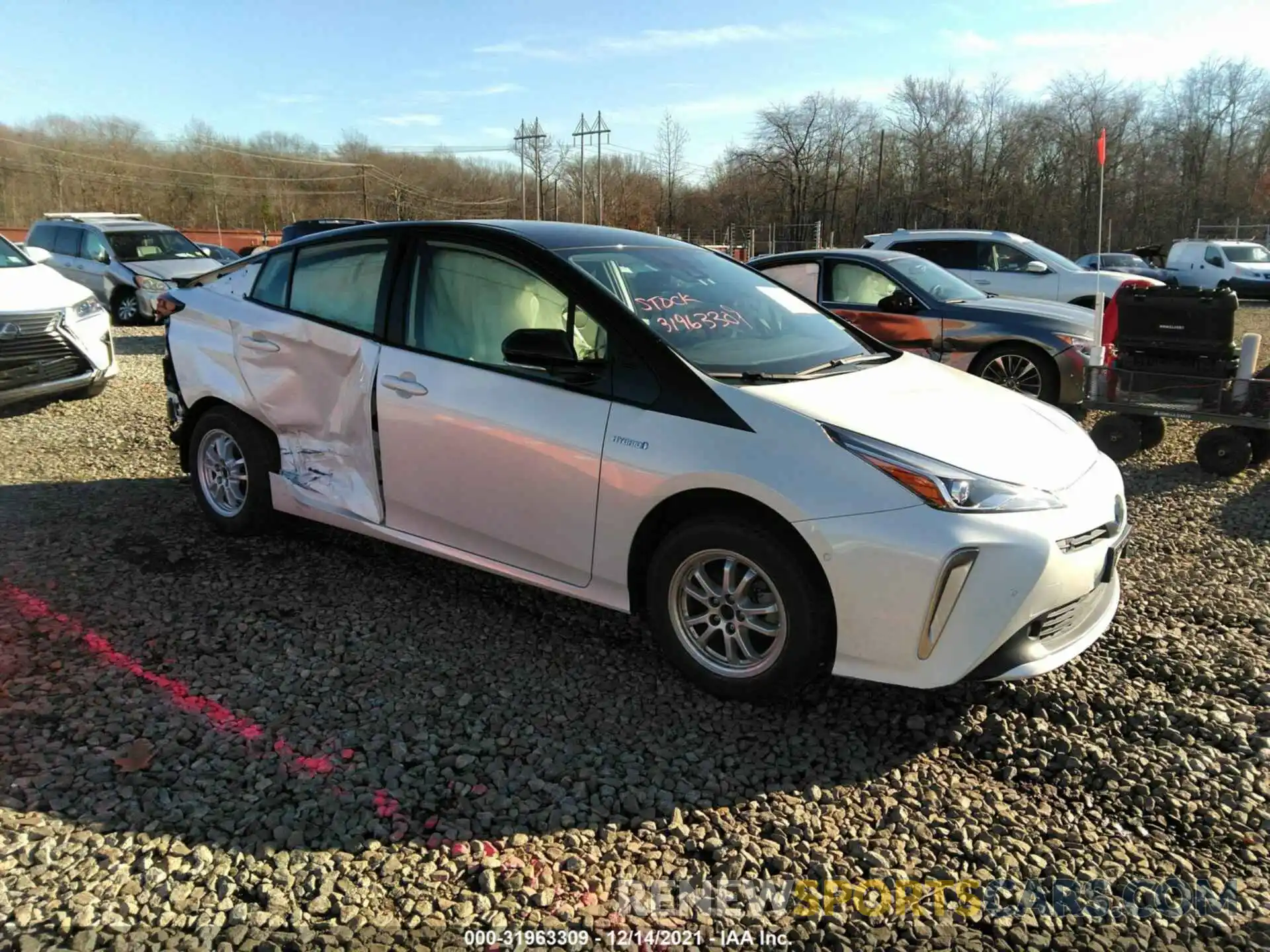 1 Photograph of a damaged car JTDL9RFU7K3005084 TOYOTA PRIUS 2019