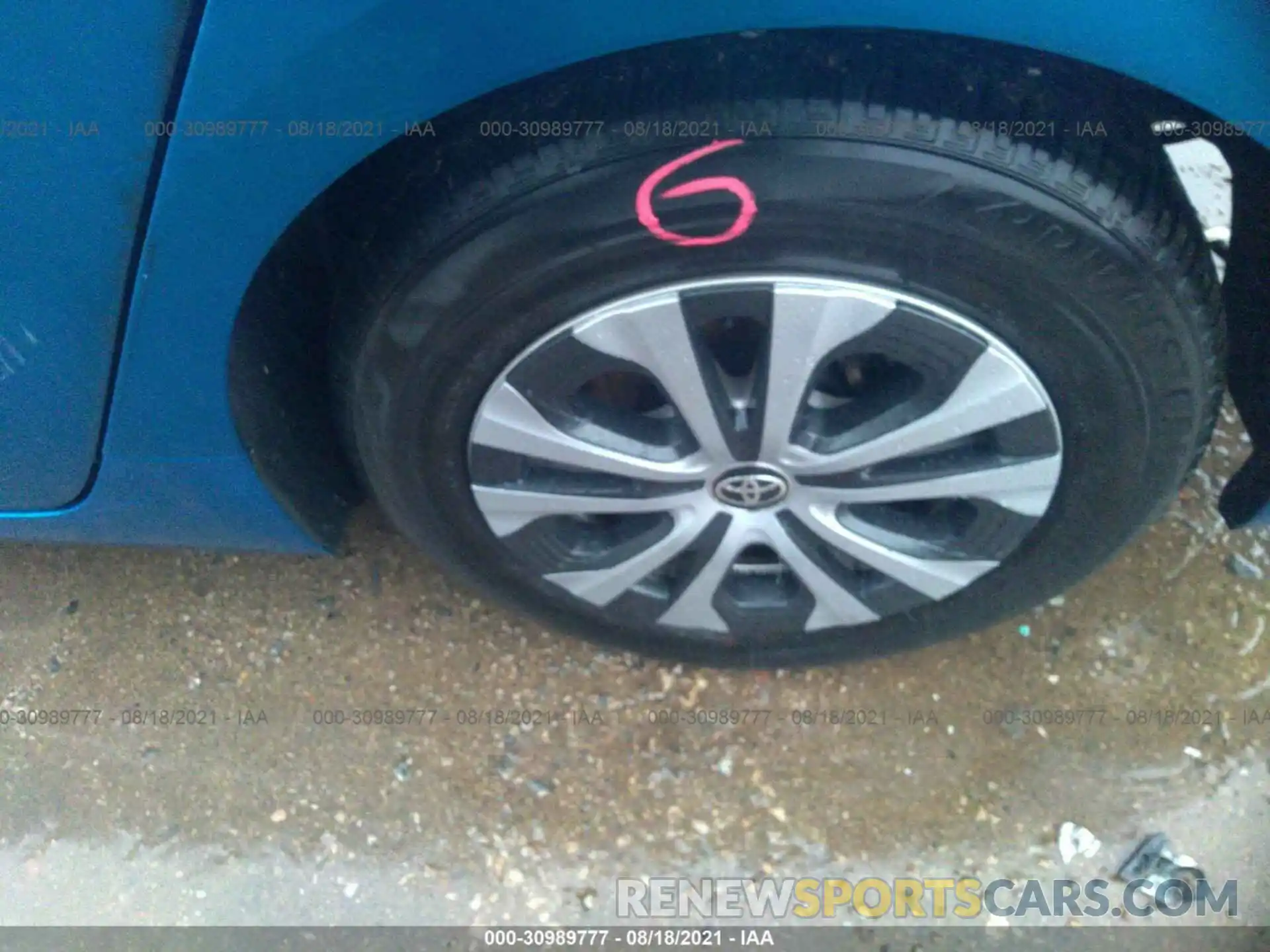 13 Photograph of a damaged car JTDL9RFU7K3005506 TOYOTA PRIUS 2019