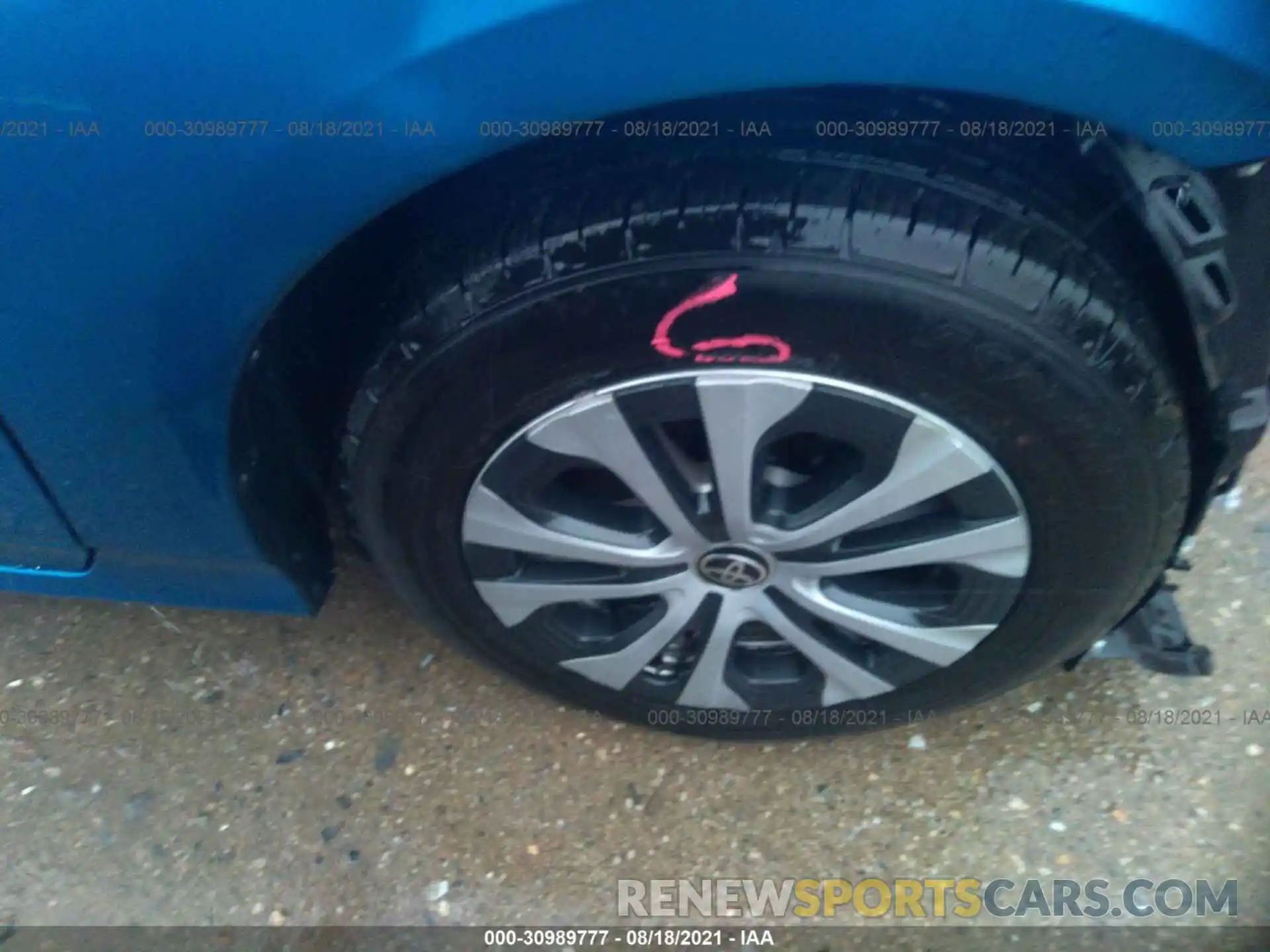 14 Photograph of a damaged car JTDL9RFU7K3005506 TOYOTA PRIUS 2019