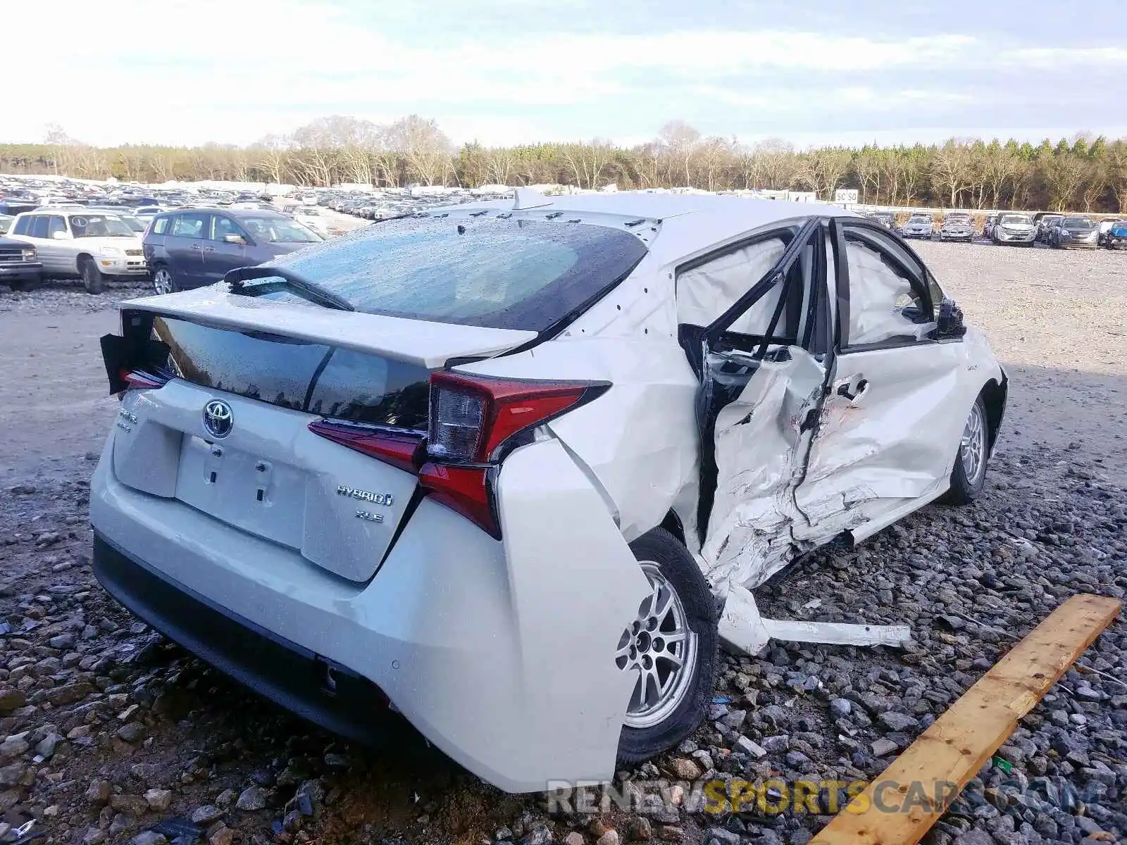 4 Photograph of a damaged car JTDL9RFU7K3006669 TOYOTA PRIUS 2019