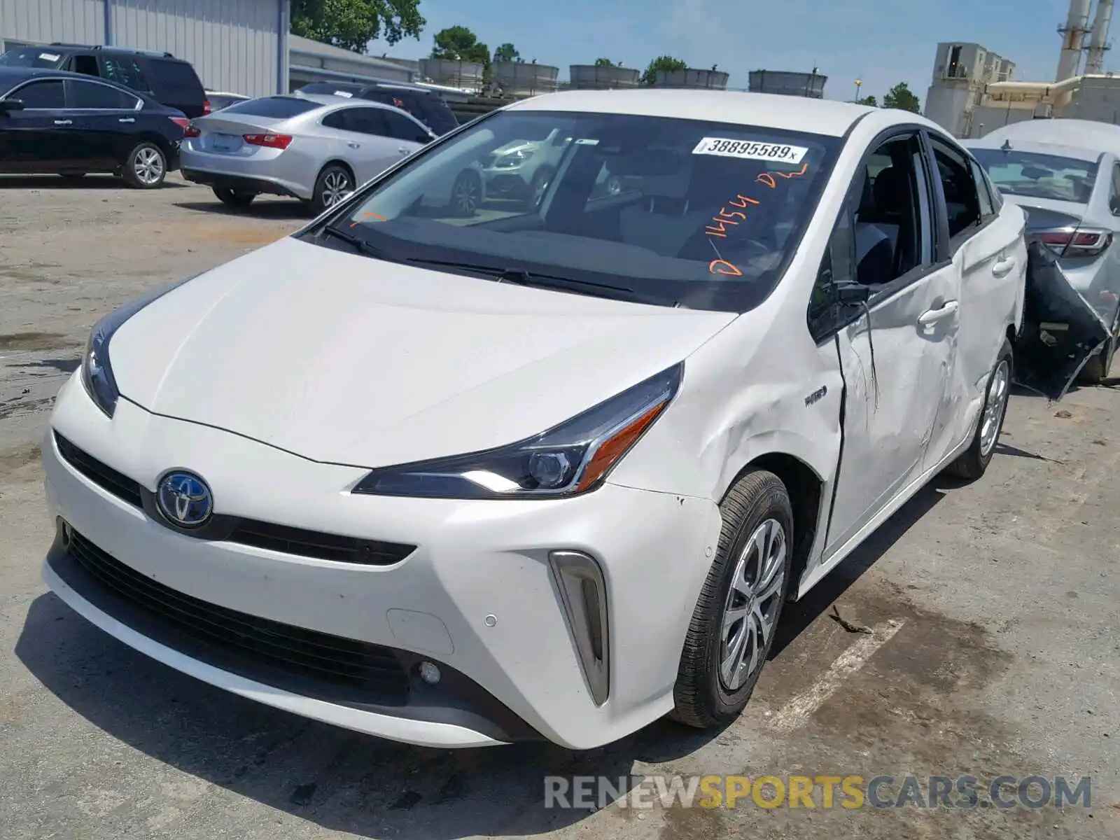 2 Photograph of a damaged car JTDL9RFU8K3001948 TOYOTA PRIUS 2019