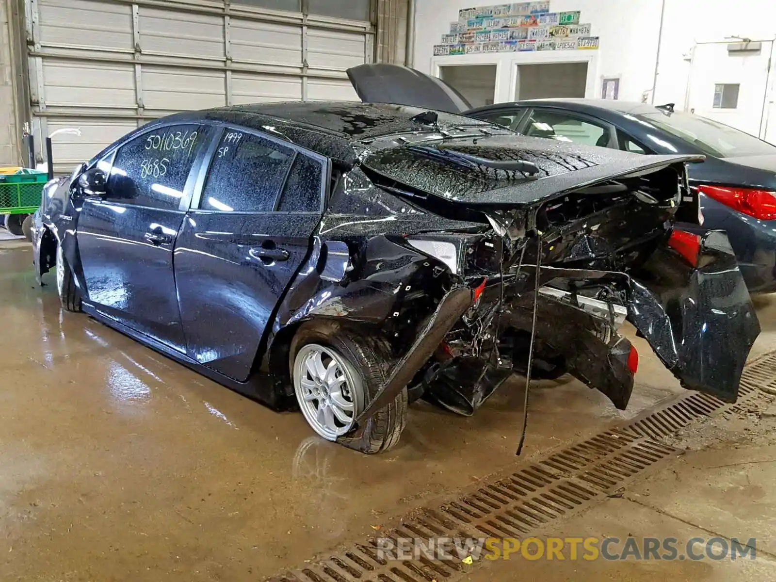 3 Photograph of a damaged car JTDL9RFU8K3003408 TOYOTA PRIUS 2019