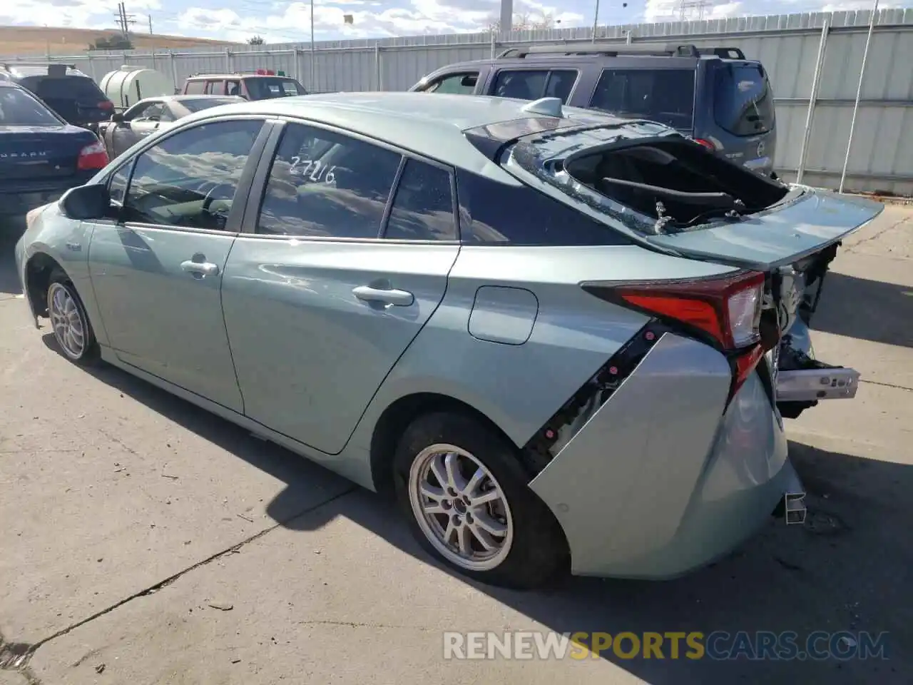 3 Фотография поврежденного автомобиля JTDL9RFU8K3005448 TOYOTA PRIUS 2019