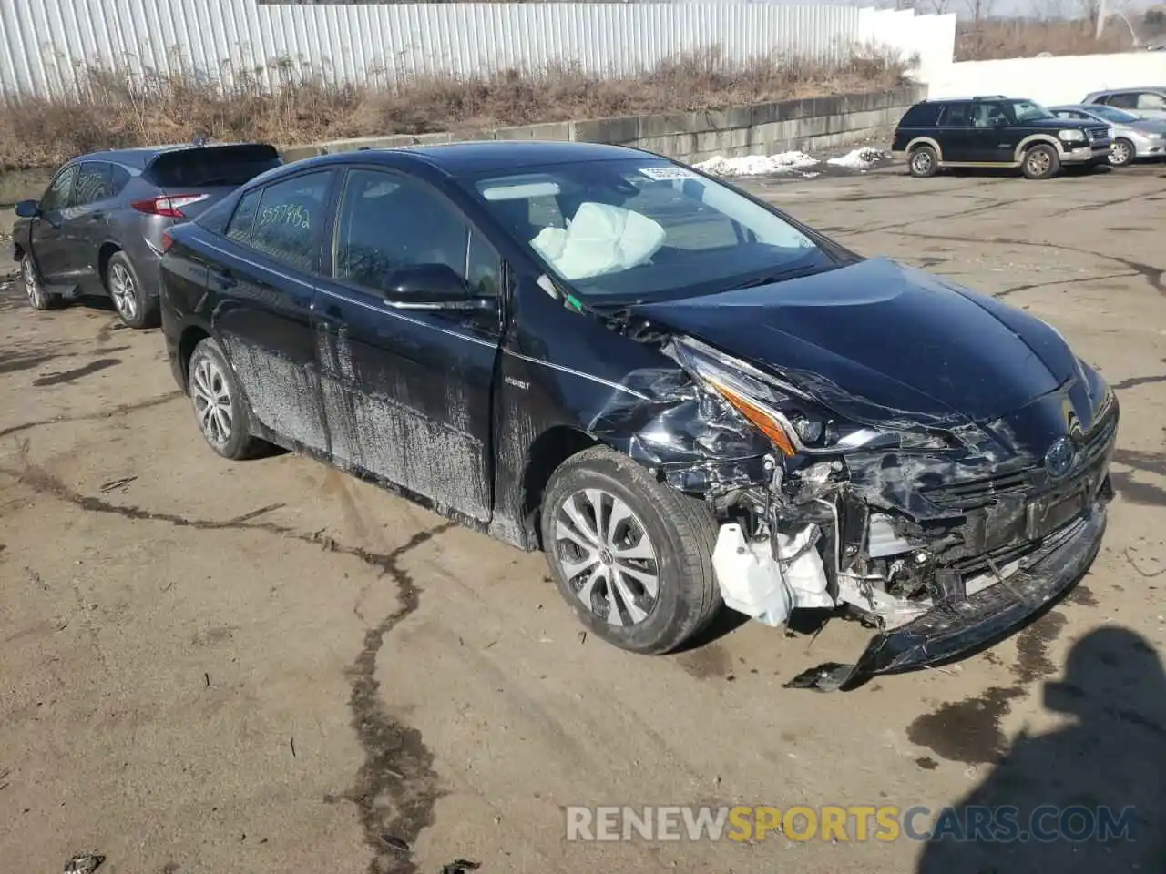 1 Photograph of a damaged car JTDL9RFU8K3008916 TOYOTA PRIUS 2019